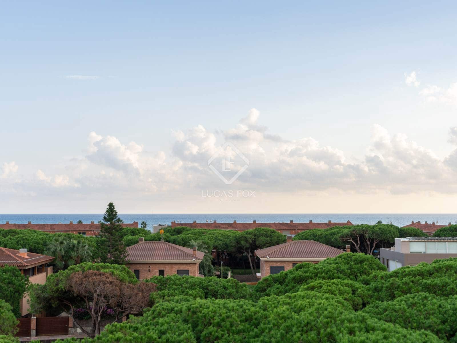 4 quarto Penthouse para venda em Gava com piscina garagem - 1 100 000 € (Ref: 9329852)