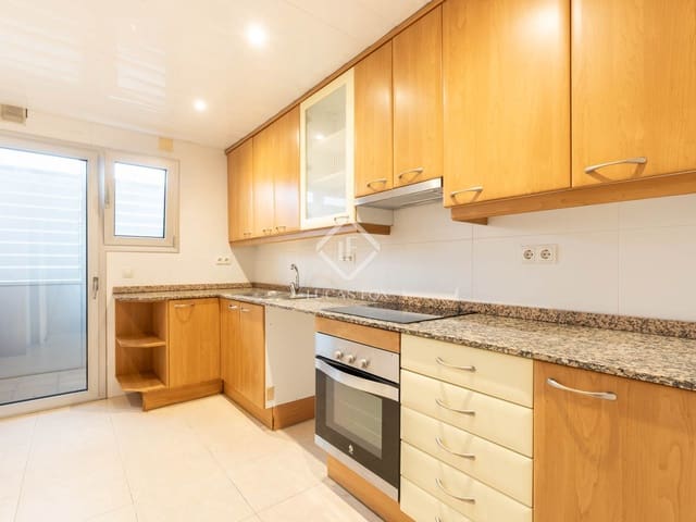 4 quarto Penthouse para venda em Gavà com piscina garagem - 1 100 000 € (Ref: 9329852)