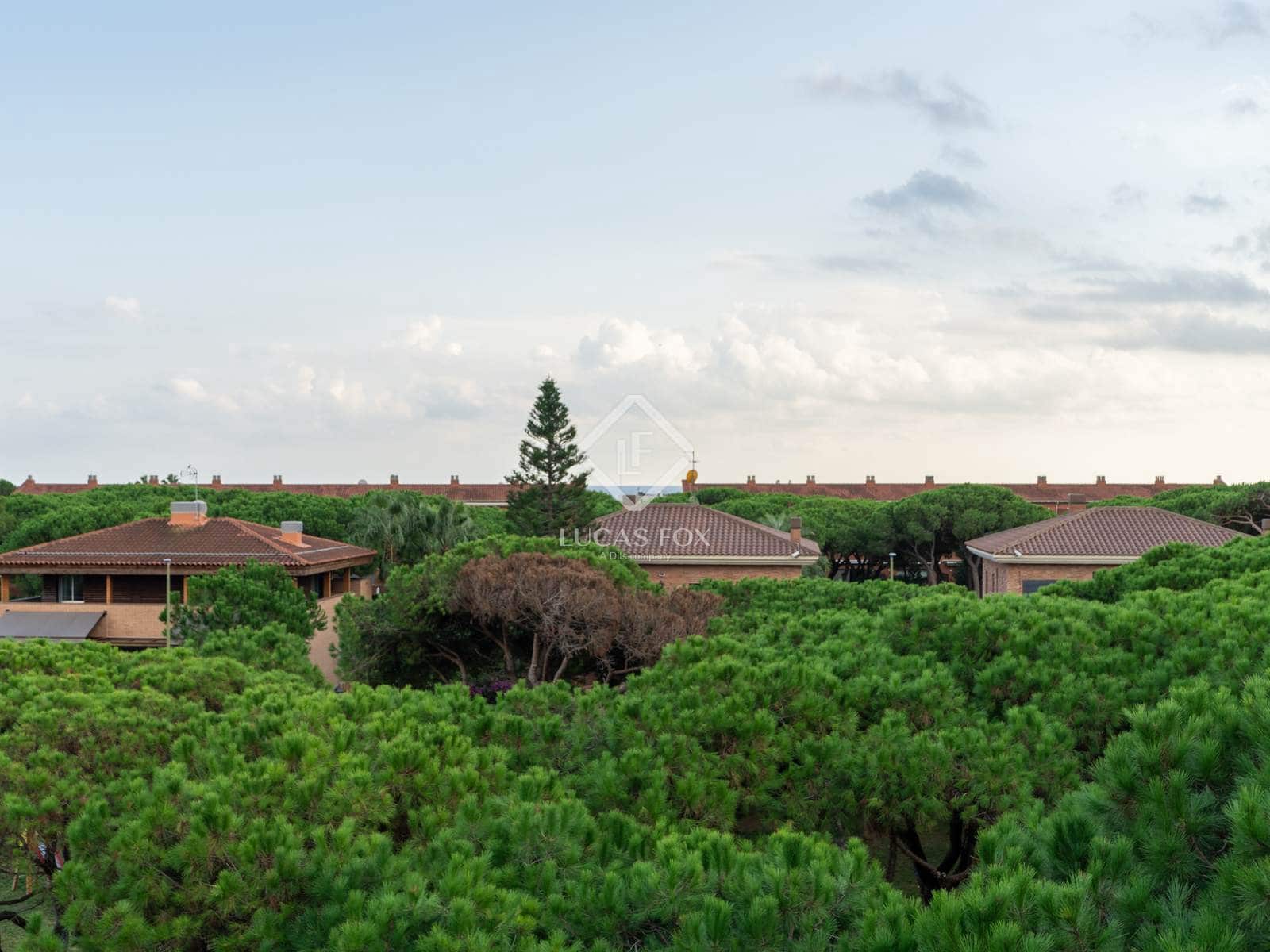 4 quarto Penthouse para venda em Gava com piscina garagem - 1 100 000 € (Ref: 9329852)