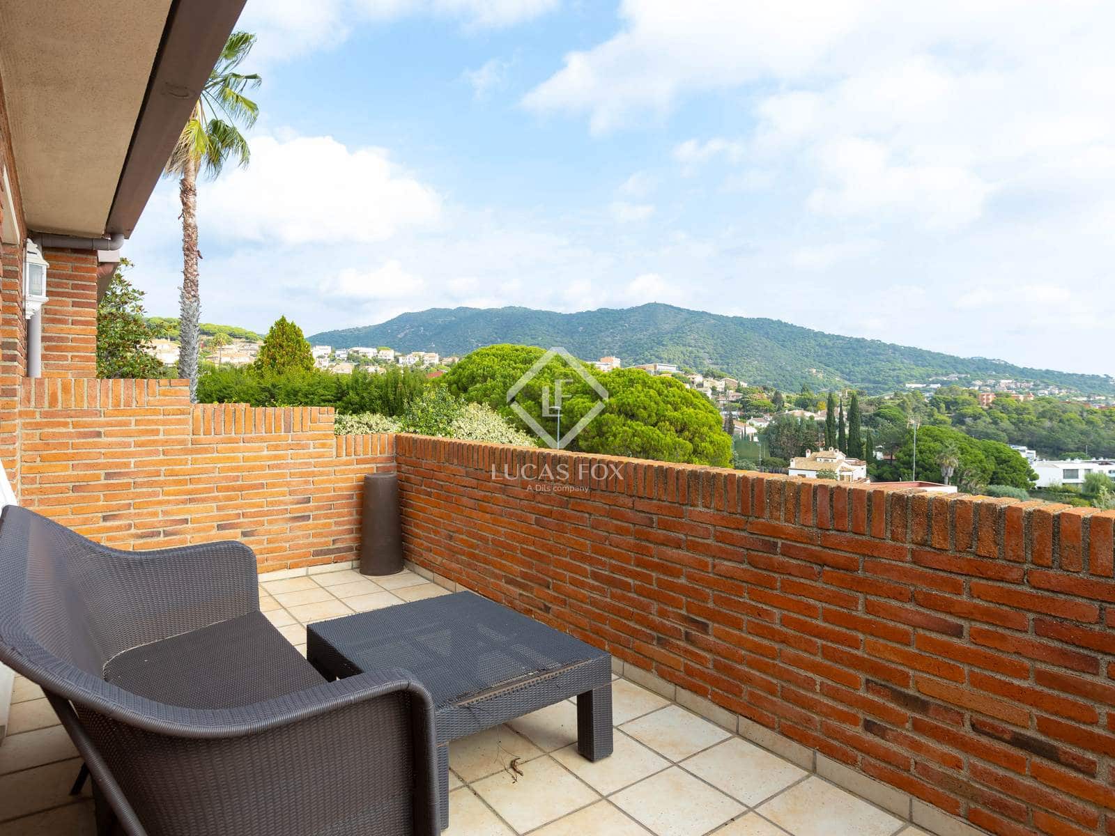 4 soverom Villa til salgs i Teia med svømmebasseng garasje - € 900 000 (Ref: 9331278)