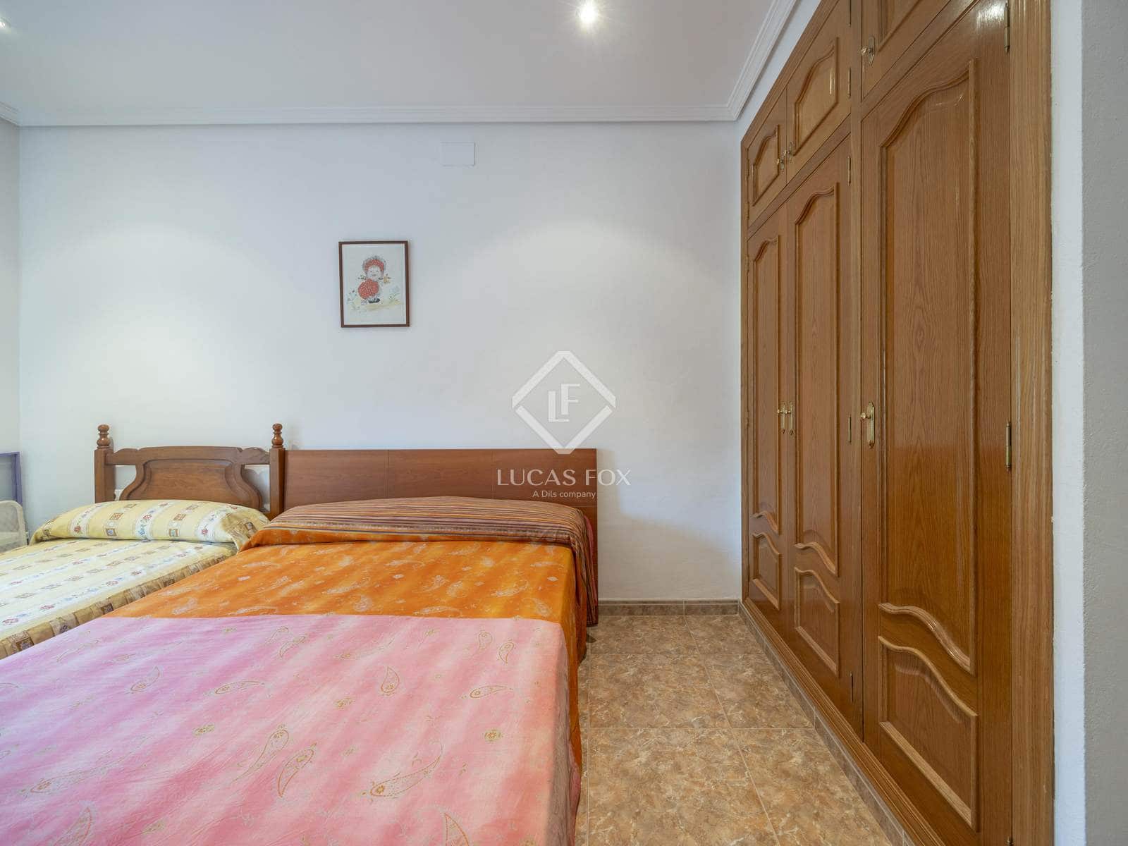 6 slaapkamer Villa te koop in Segart met zwembad garage - € 445.000 (Ref: 9331279)