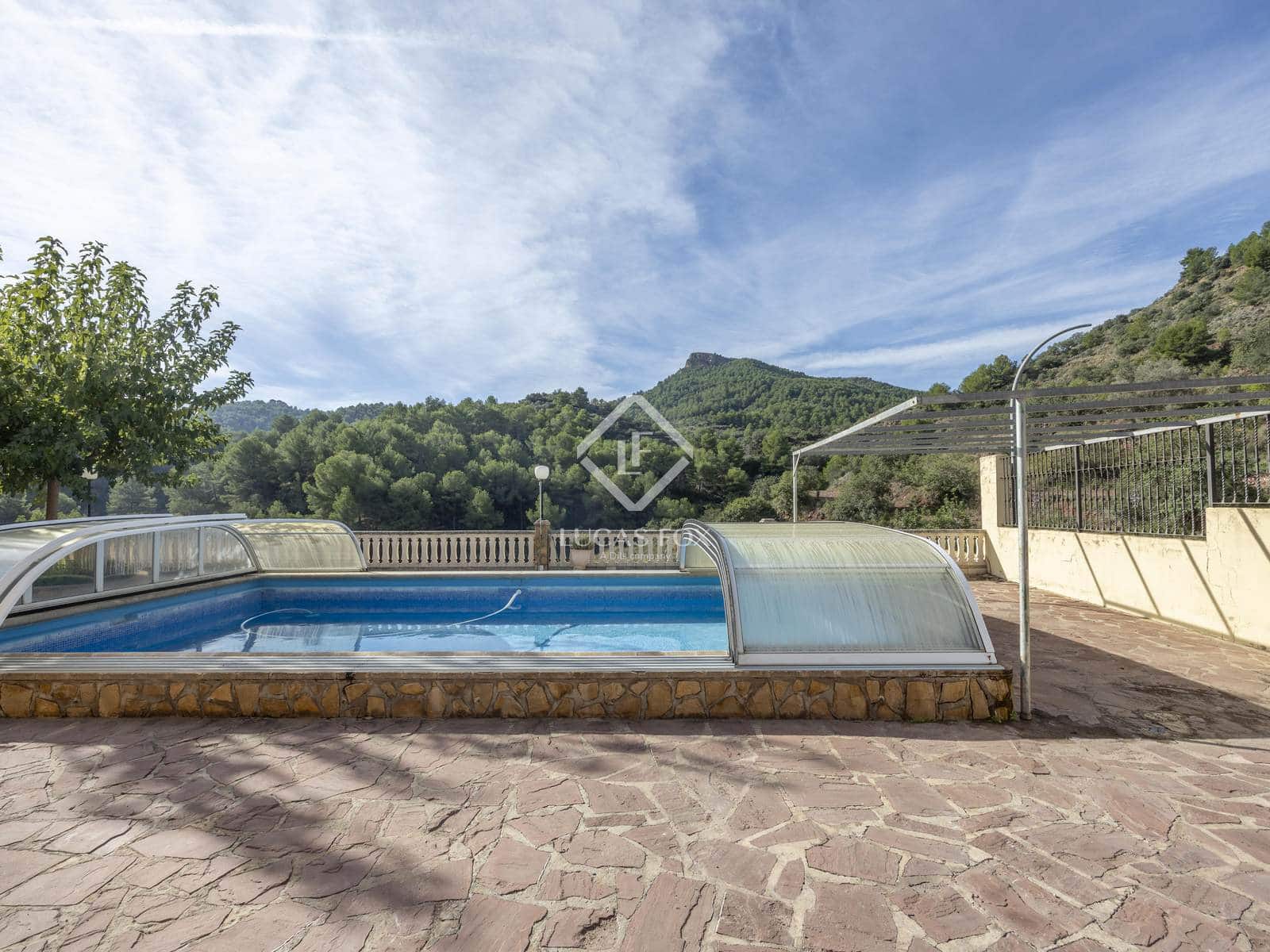 6 slaapkamer Villa te koop in Segart met zwembad garage - € 445.000 (Ref: 9331279)