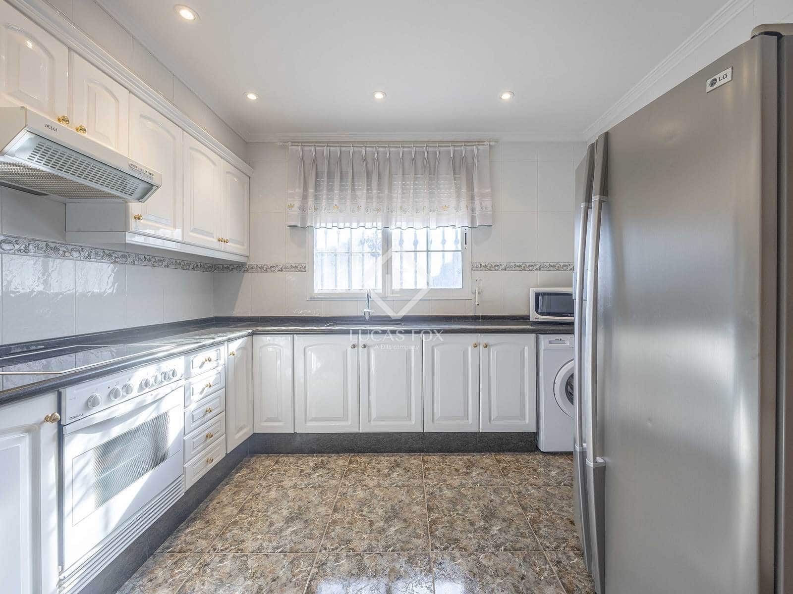 6 slaapkamer Villa te koop in Segart met zwembad garage - € 445.000 (Ref: 9331279)