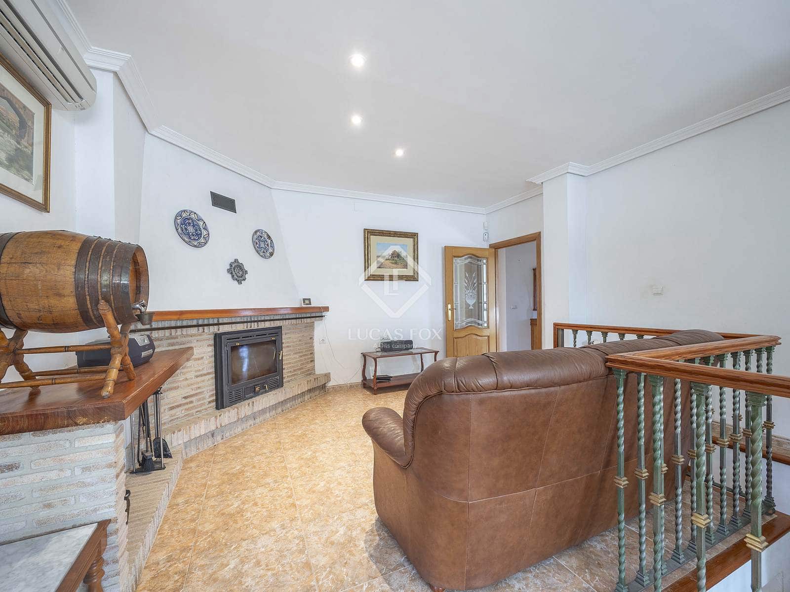 6 slaapkamer Villa te koop in Segart met zwembad garage - € 445.000 (Ref: 9331279)