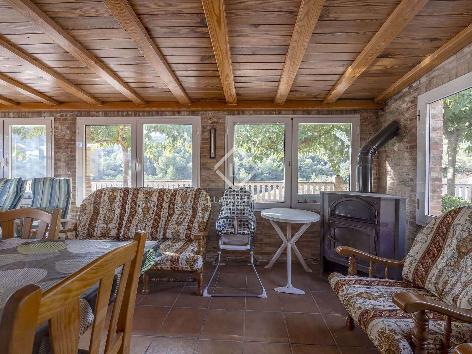 6 slaapkamer Villa te koop in Segart met zwembad garage - € 445.000 (Ref: 9331279)