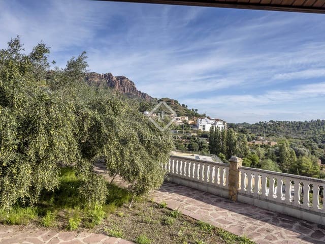 6 soverom Villa til salgs i Segart med svømmebasseng garasje - € 445 000 (Ref: 9331279)