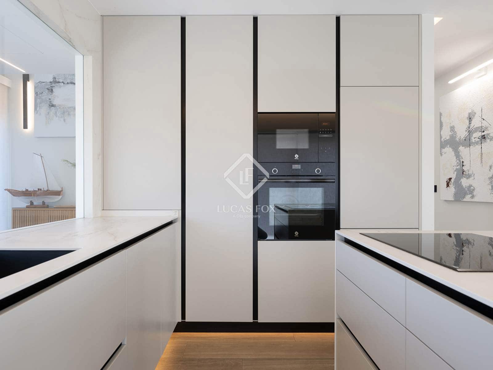 4 makuuhuone Huvila myytävänä paikassa A Illa de Arousa mukana 
autotalli - 600 000 € (Ref: 9331280)