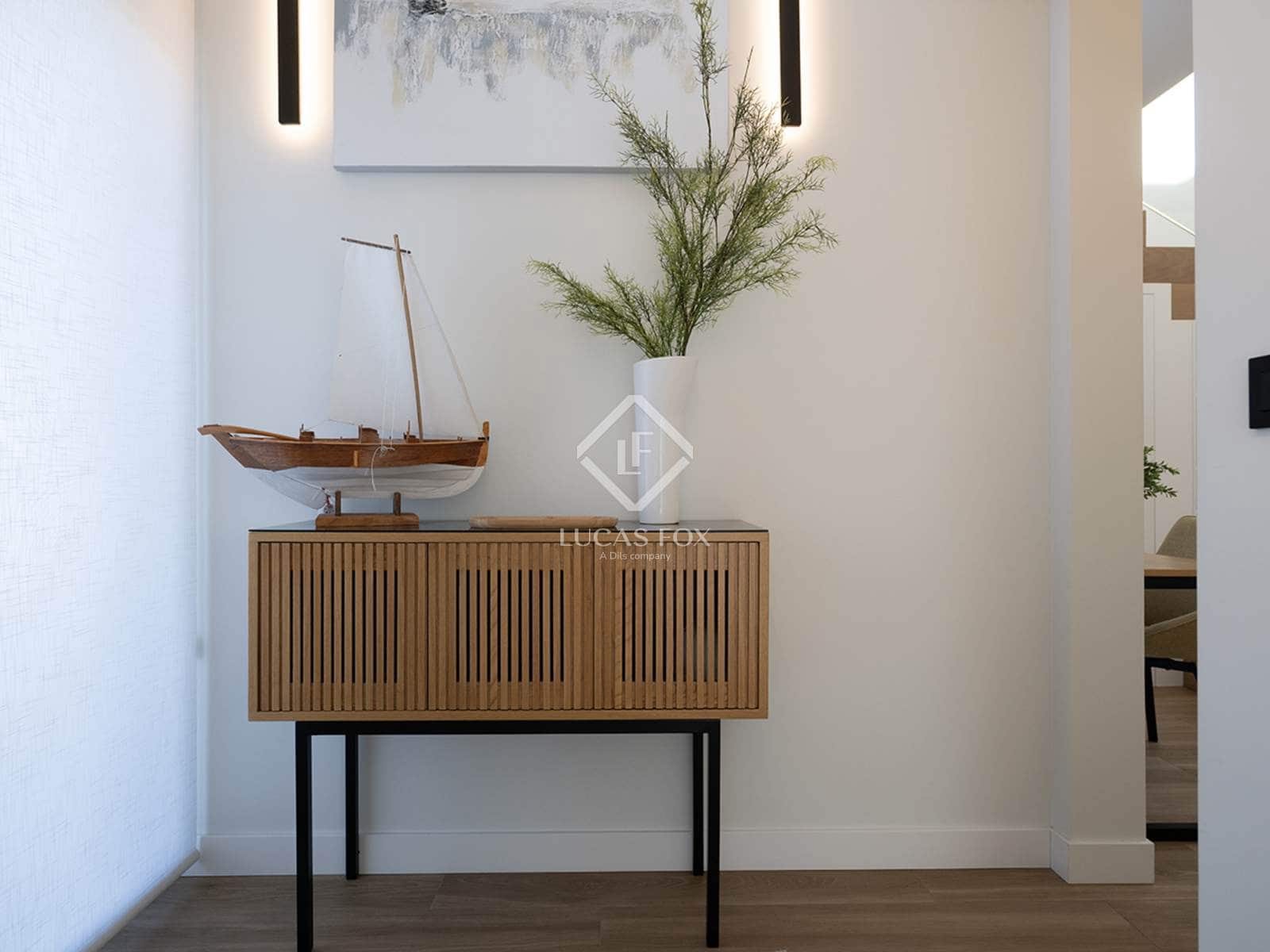 4 makuuhuone Huvila myytävänä paikassa A Illa de Arousa mukana 
autotalli - 600 000 € (Ref: 9331280)