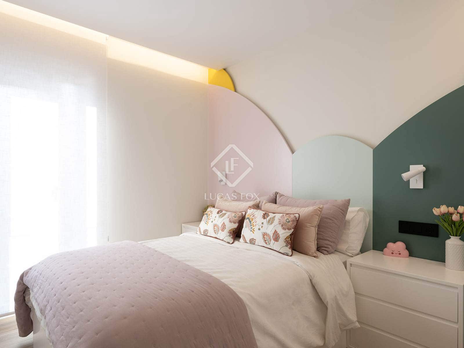 4 makuuhuone Huvila myytävänä paikassa A Illa de Arousa mukana 
autotalli - 600 000 € (Ref: 9331280)