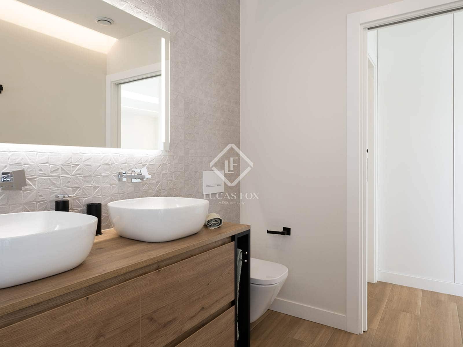 4 makuuhuone Huvila myytävänä paikassa A Illa de Arousa mukana 
autotalli - 600 000 € (Ref: 9331280)