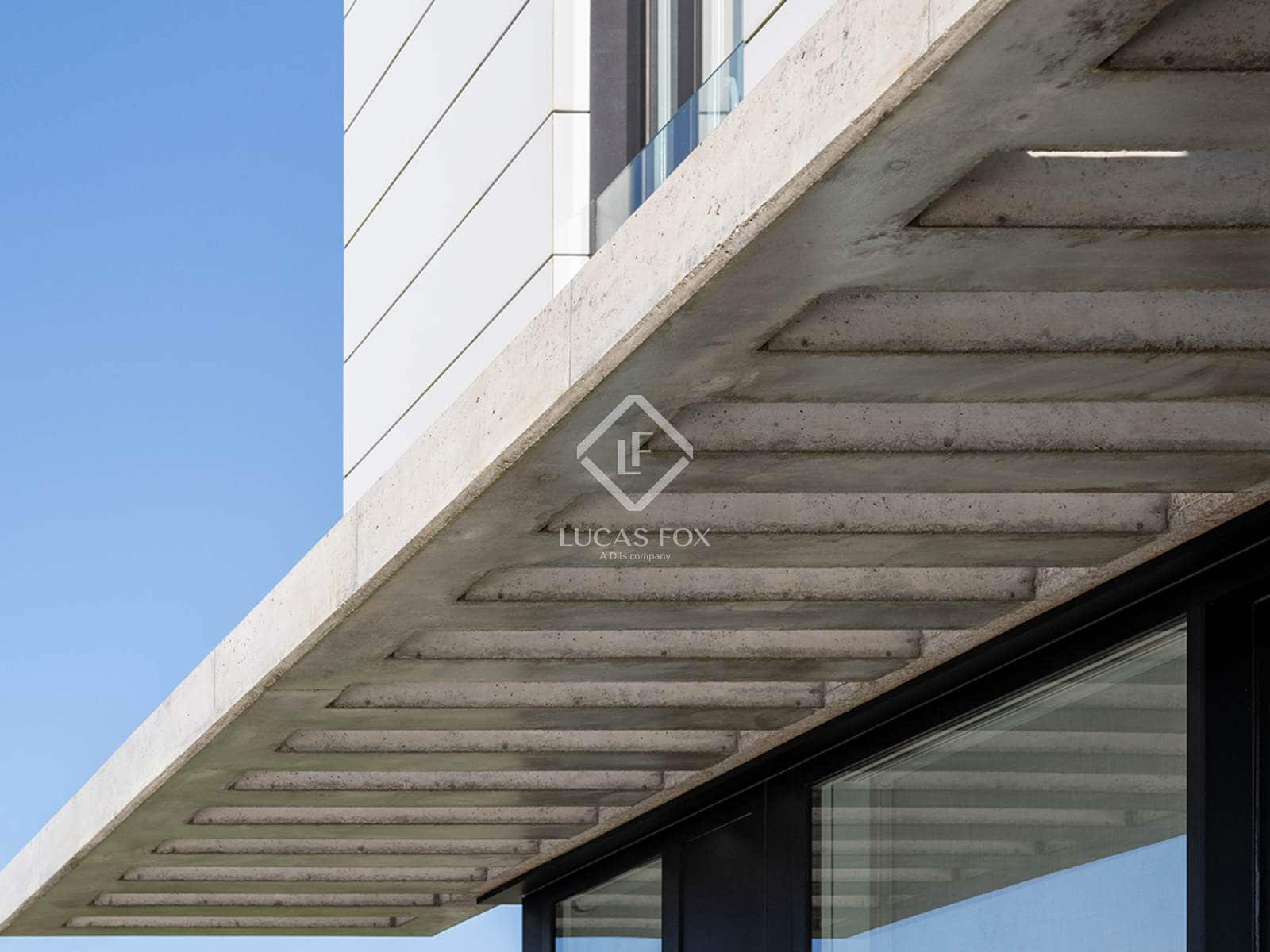 4 makuuhuone Huvila myytävänä paikassa A Illa de Arousa mukana 
autotalli - 600 000 € (Ref: 9331280)