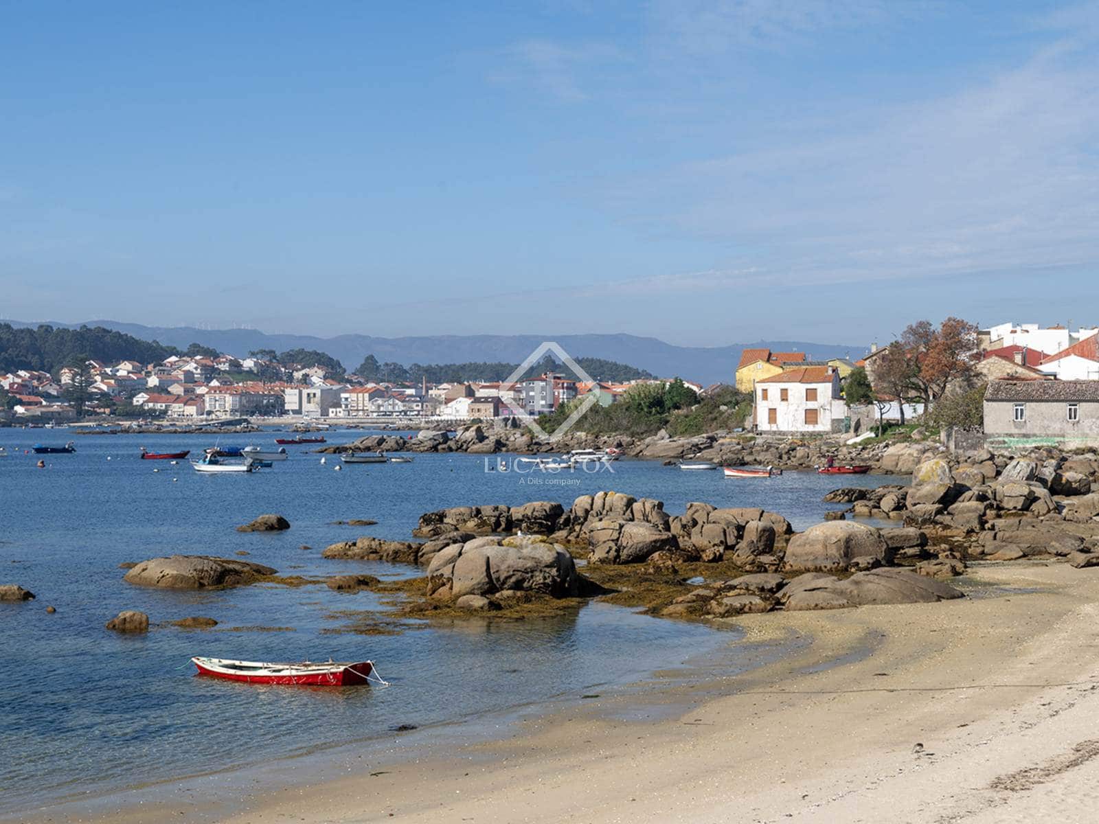 4 makuuhuone Huvila myytävänä paikassa A Illa de Arousa mukana 
autotalli - 600 000 € (Ref: 9331280)