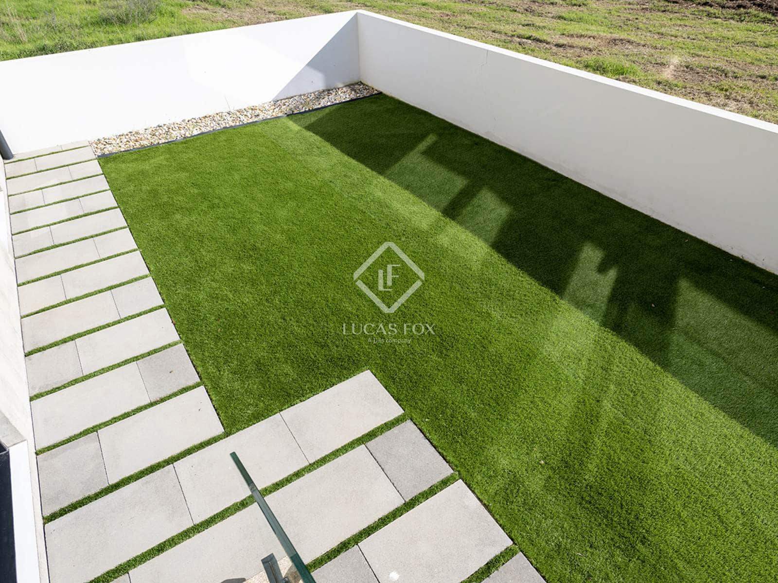 4 makuuhuone Huvila myytävänä paikassa A Illa de Arousa mukana 
autotalli - 600 000 € (Ref: 9331280)