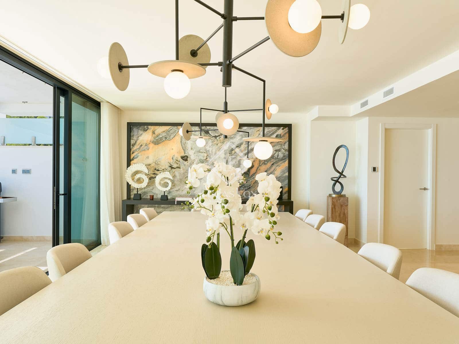 6 bedroom Villa for sale in Almunecar with pool garage - € 3,550,000 (Ref: 9331725)