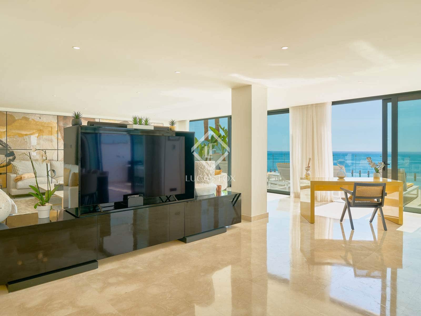 6 bedroom Villa for sale in Almunecar with pool garage - € 3,550,000 (Ref: 9331725)