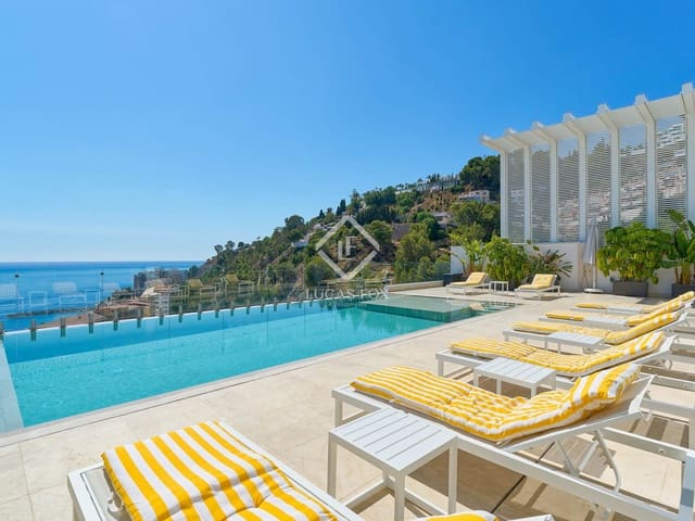 6 bedroom Villa for sale in Almuñécar with pool garage - € 3,550,000 (Ref: 9331725)