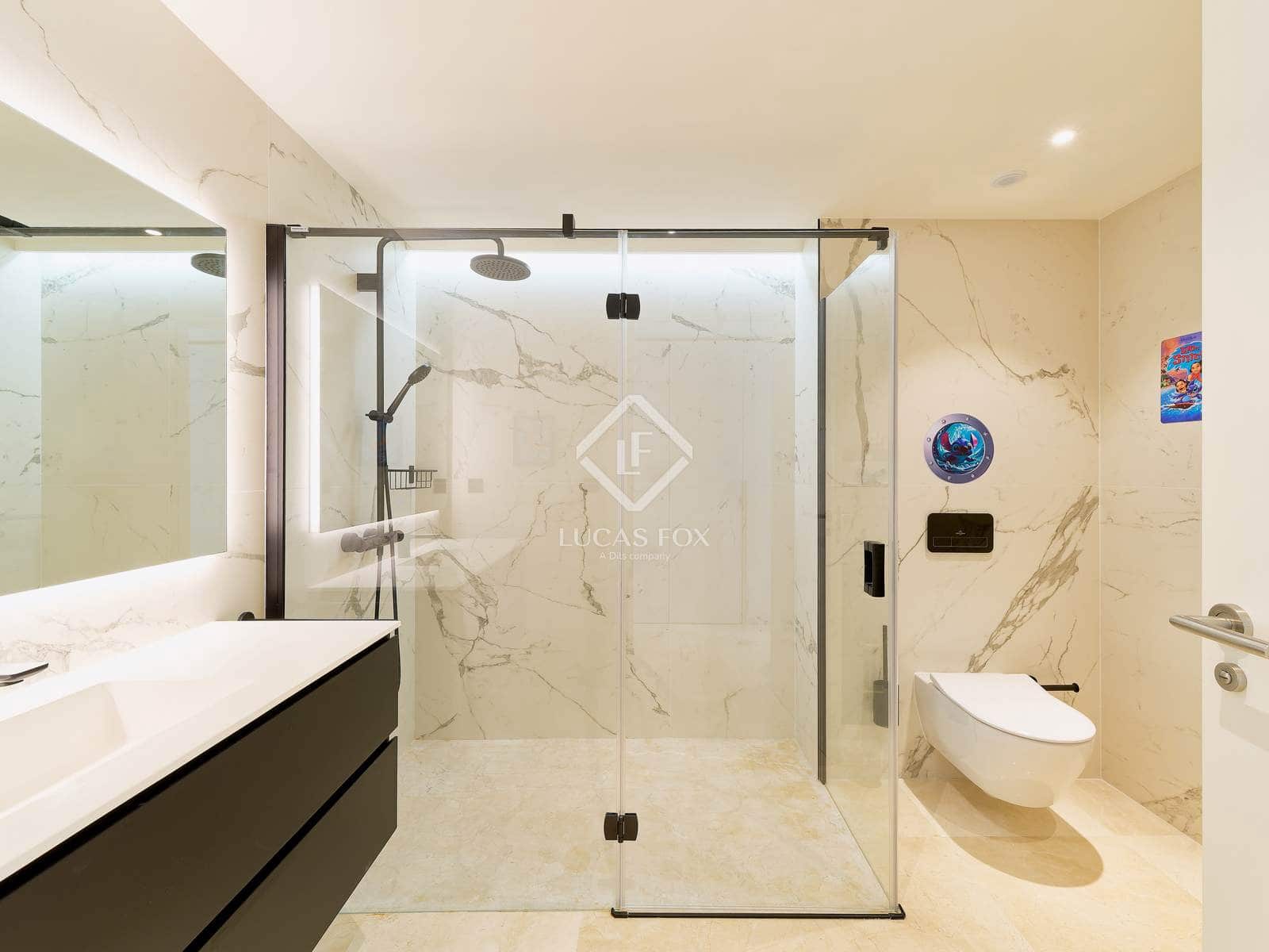 6 bedroom Villa for sale in Almunecar with pool garage - € 3,550,000 (Ref: 9331725)