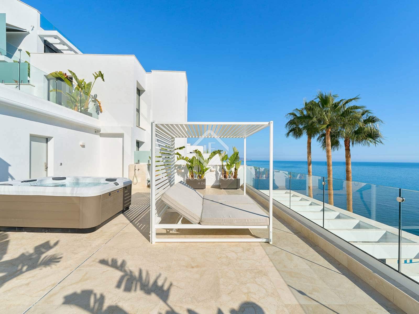 6 bedroom Villa for sale in Almunecar with pool garage - € 3,550,000 (Ref: 9331725)