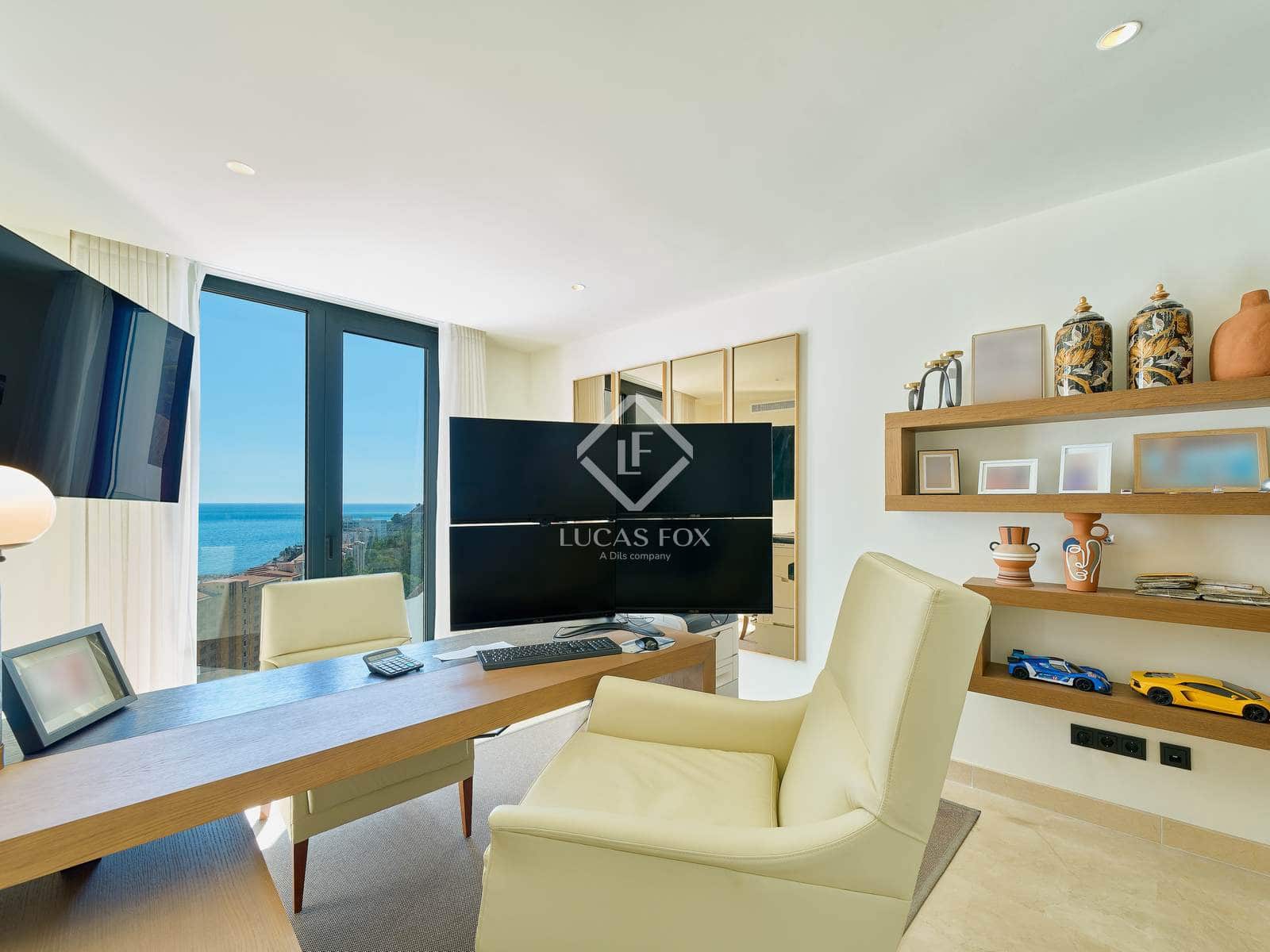 6 bedroom Villa for sale in Almunecar with pool garage - € 3,550,000 (Ref: 9331725)