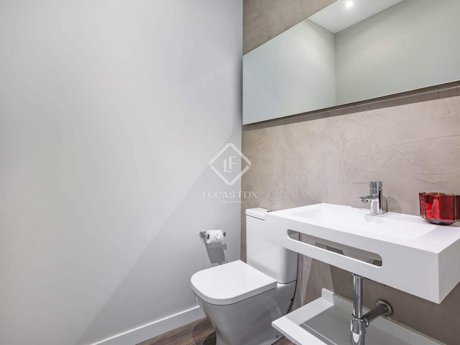 2 slaapkamer Appartement te koop in Madrid stad - € 1.595.000 (Ref: 9331726)