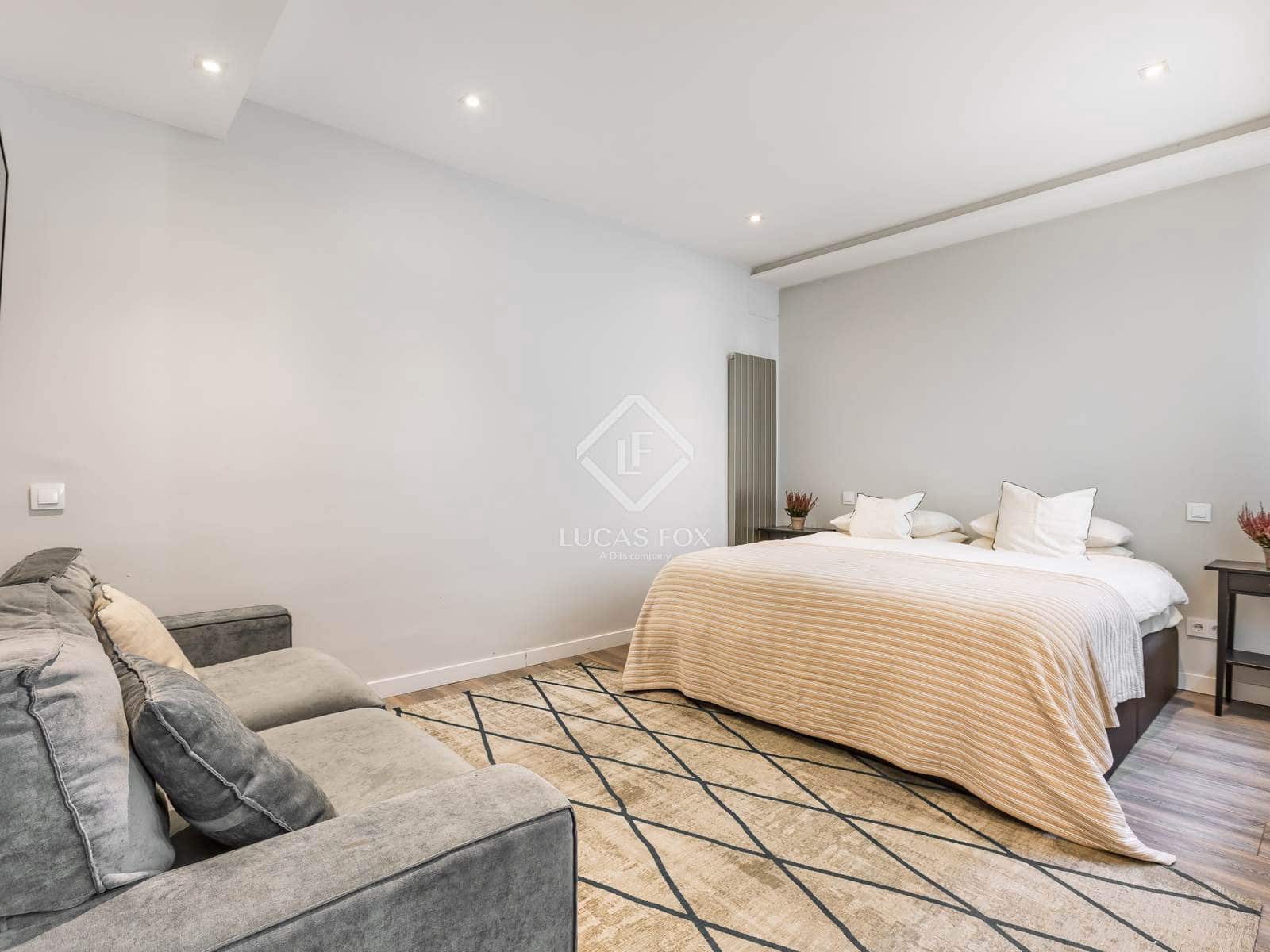 2 slaapkamer Appartement te koop in Madrid stad - € 1.595.000 (Ref: 9331726)