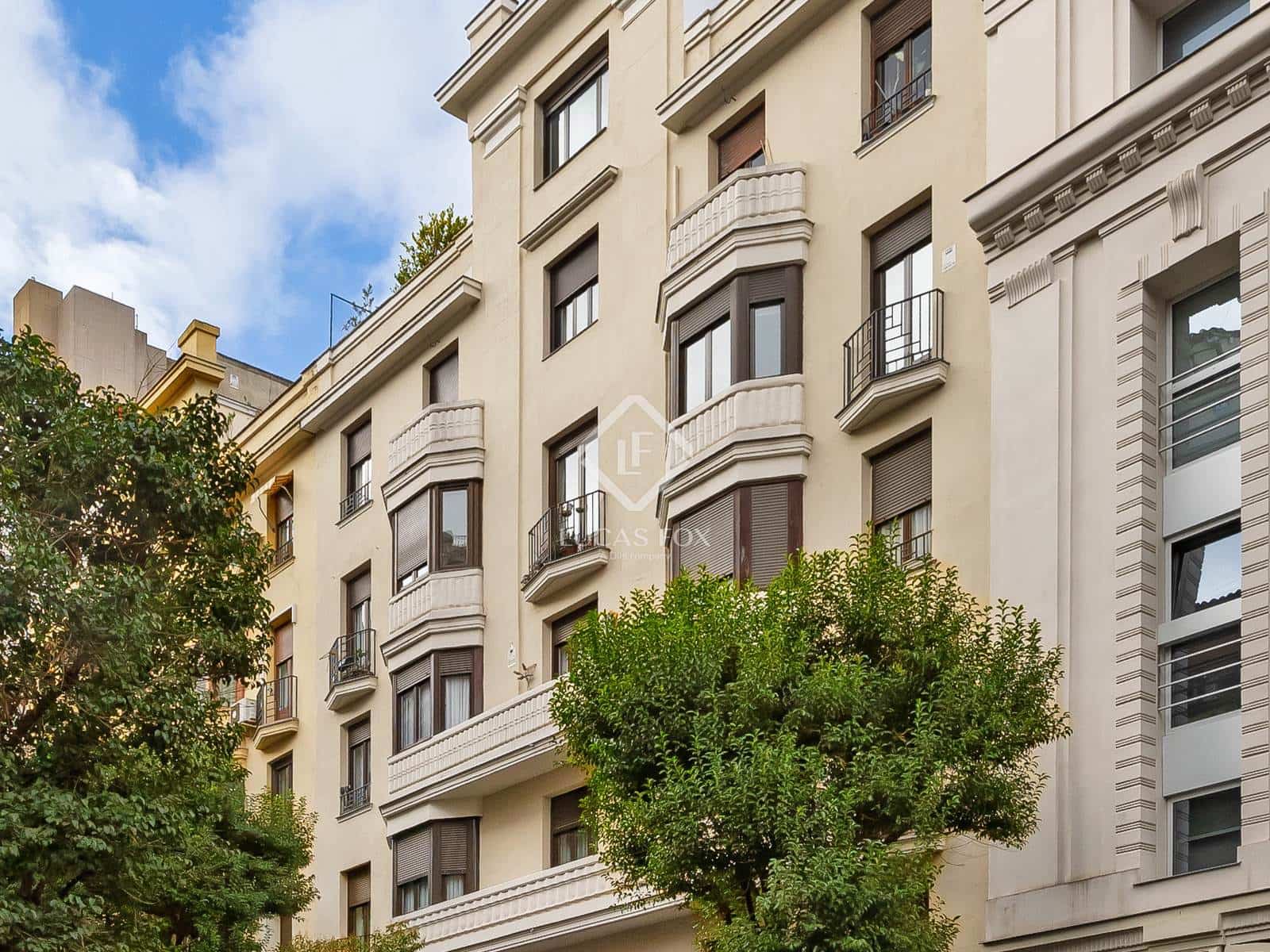 2 slaapkamer Appartement te koop in Madrid stad - € 1.595.000 (Ref: 9331726)