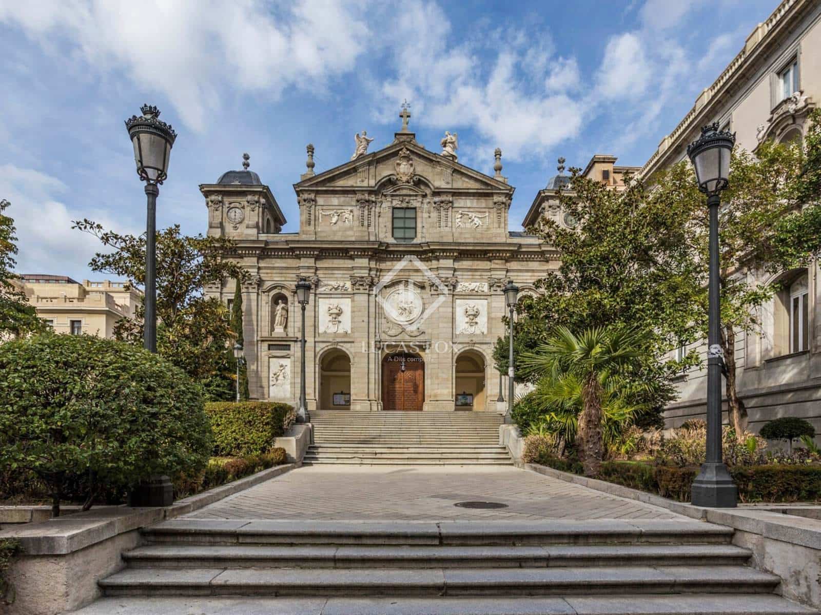 6 bedroom Apartment for sale in Madrid city - € 5,400,000 (Ref: 9331727)