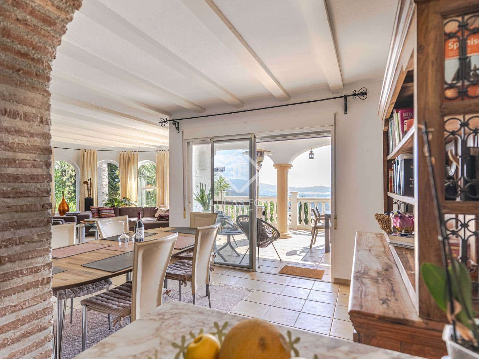 4 sypialnia Willa na sprzedaż w Salobrena z basenem garażem - 975 000 € (Ref: 9331731)