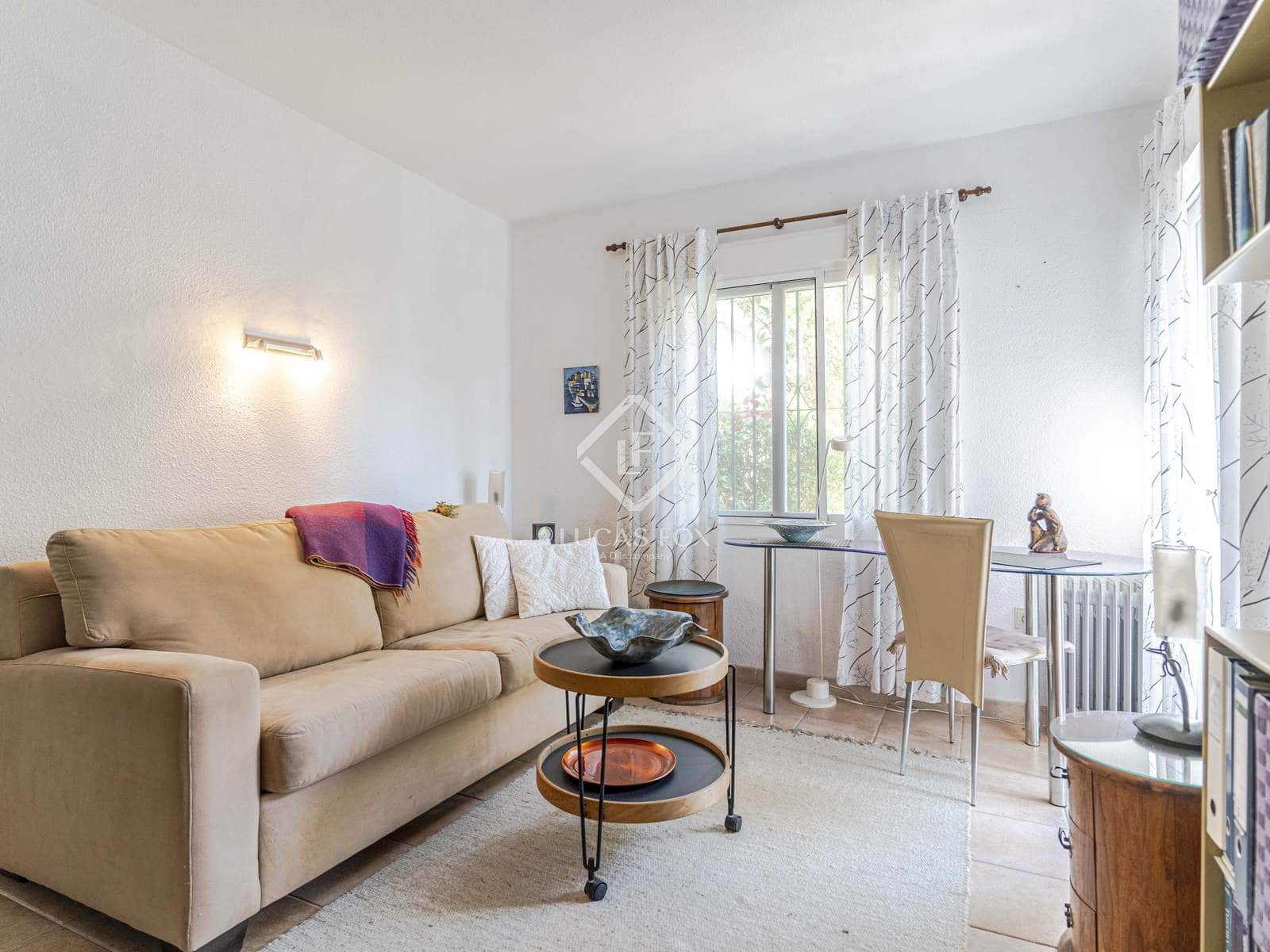 4 sypialnia Willa na sprzedaż w Salobrena z basenem garażem - 975 000 € (Ref: 9331731)