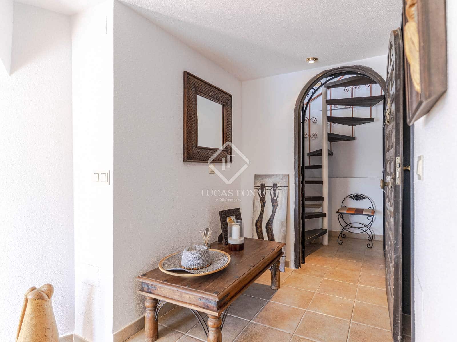 4 sypialnia Willa na sprzedaż w Salobrena z basenem garażem - 975 000 € (Ref: 9331731)