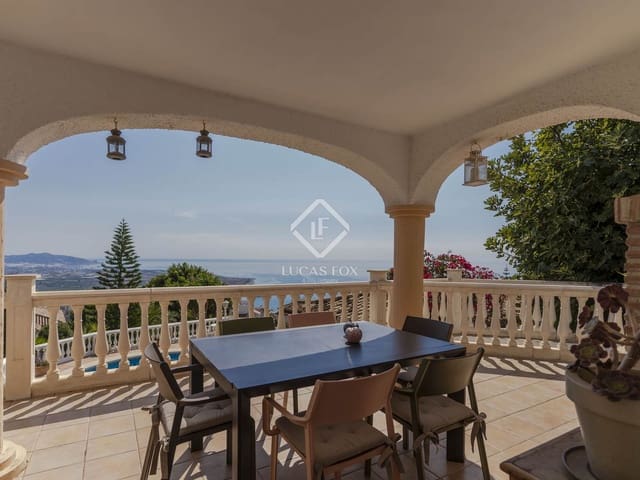 4 slaapkamer Villa te koop in Salobreña met zwembad garage - € 975.000 (Ref: 9331731)