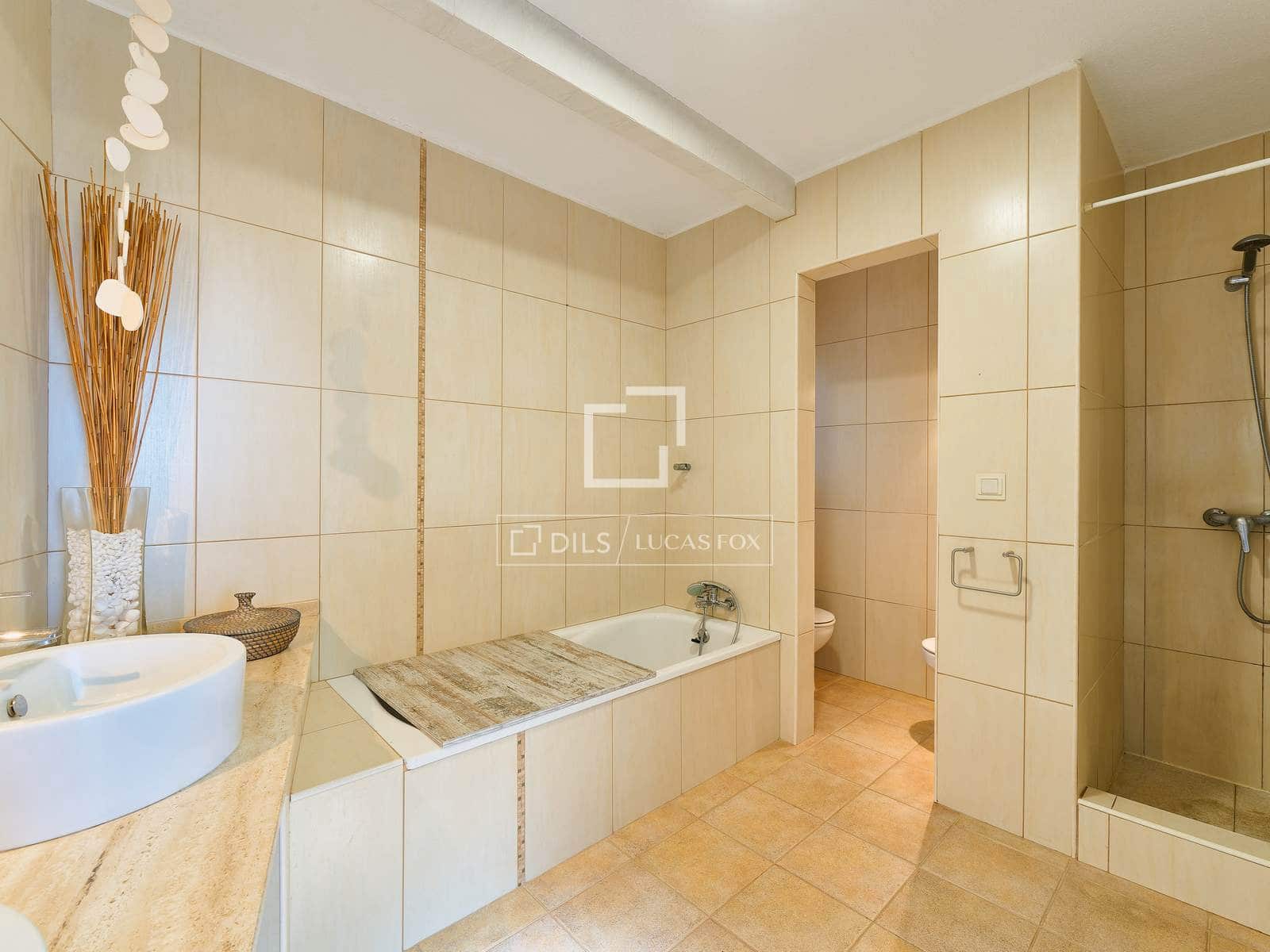 4 sypialnia Willa na sprzedaż w Salobrena z basenem garażem - 895 000 € (Ref: 9331731)