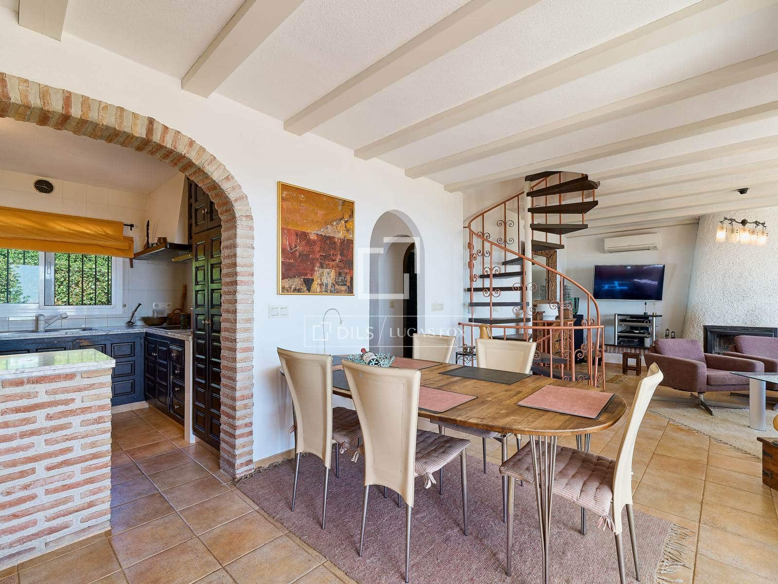 4 sypialnia Willa na sprzedaż w Salobrena z basenem garażem - 895 000 € (Ref: 9331731)