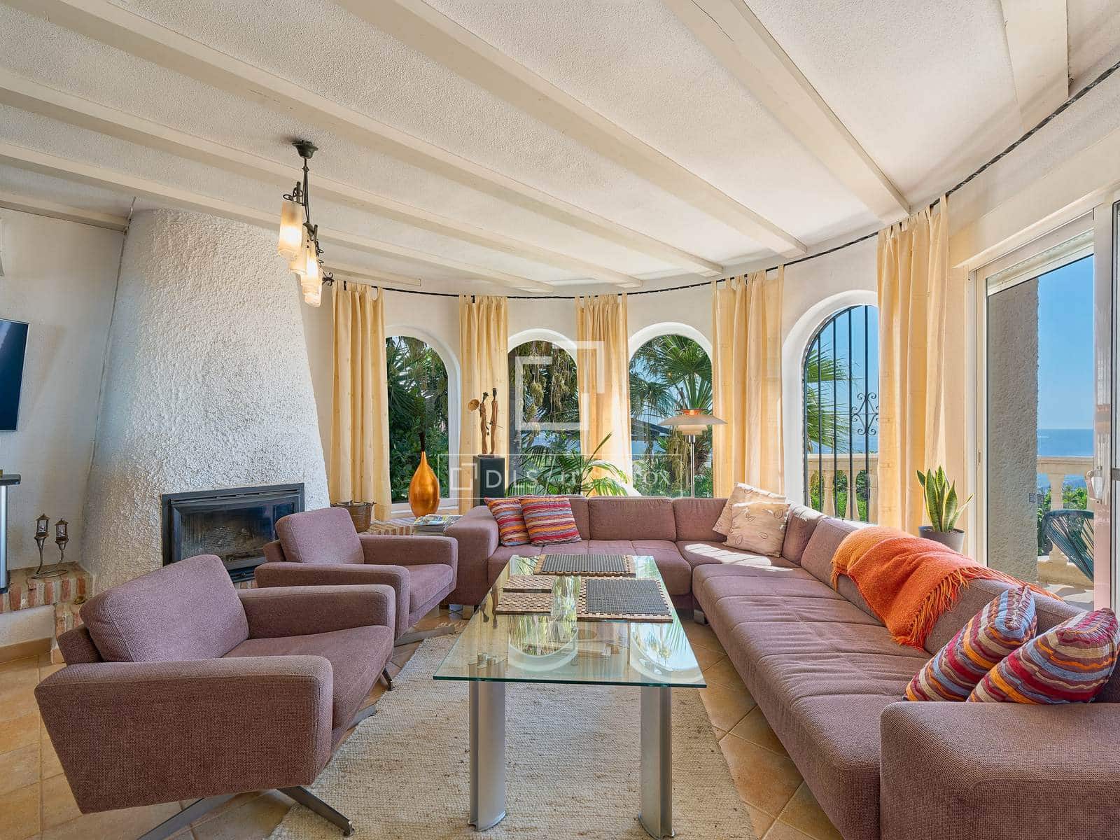4 sypialnia Willa na sprzedaż w Salobrena z basenem garażem - 895 000 € (Ref: 9331731)