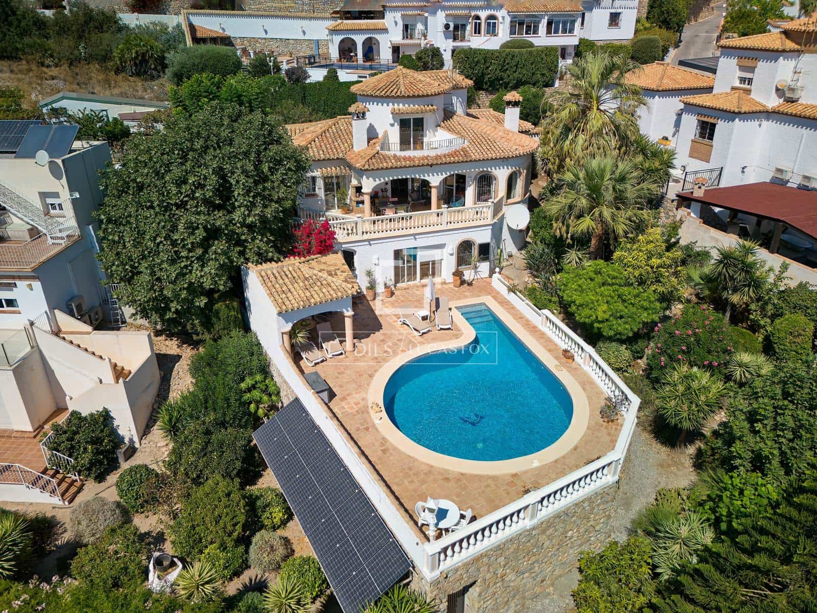 4 sypialnia Willa na sprzedaż w Salobrena z basenem garażem - 895 000 € (Ref: 9331731)