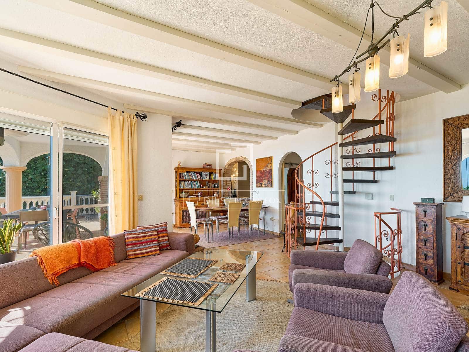 4 sypialnia Willa na sprzedaż w Salobrena z basenem garażem - 895 000 € (Ref: 9331731)