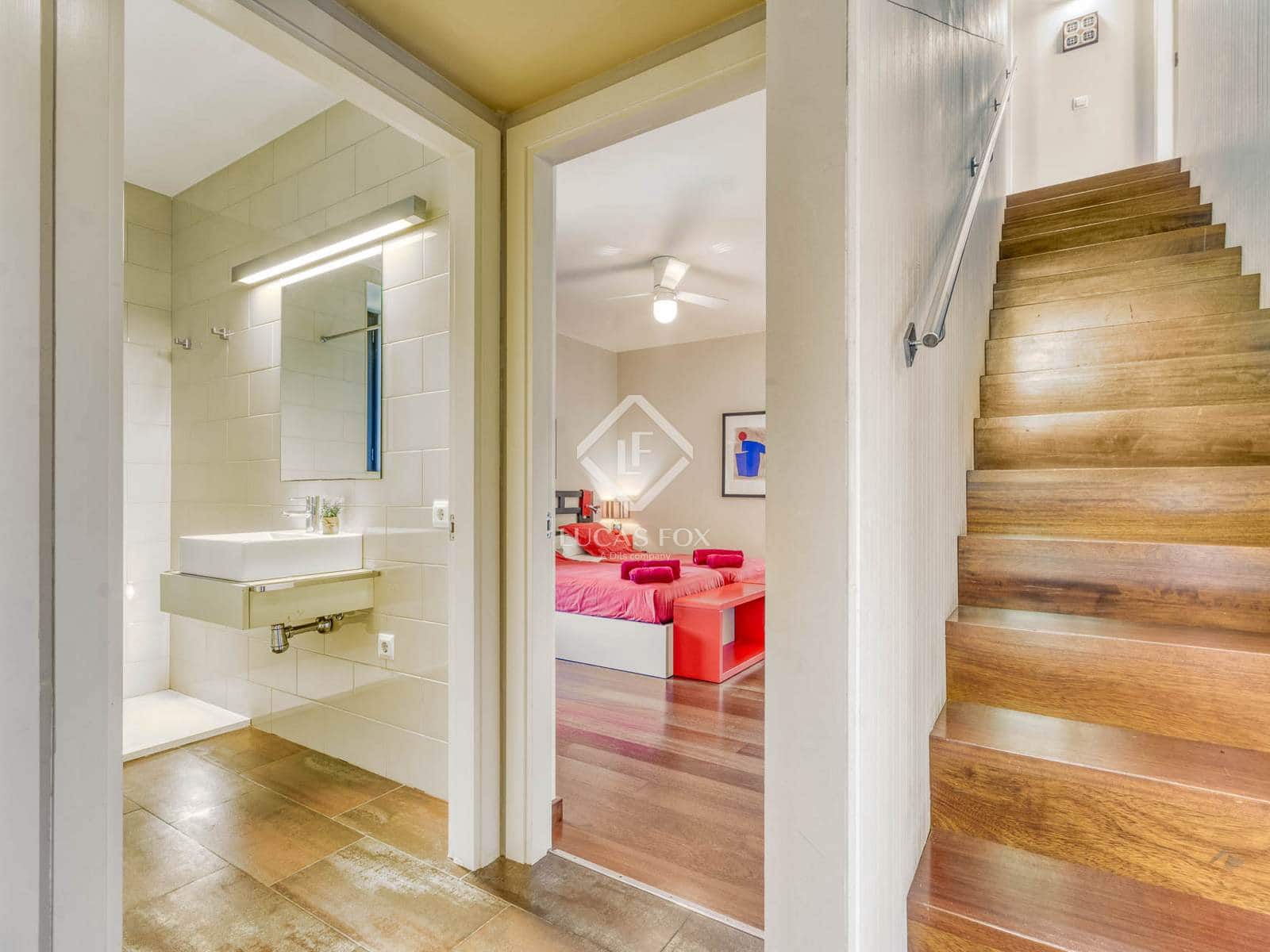 6 makuuhuone Maalaistalo myytävänä paikassa Boadella i les Escaules mukana uima-altaan 
autotalli - 1 800 000 € (Ref: 9331844)