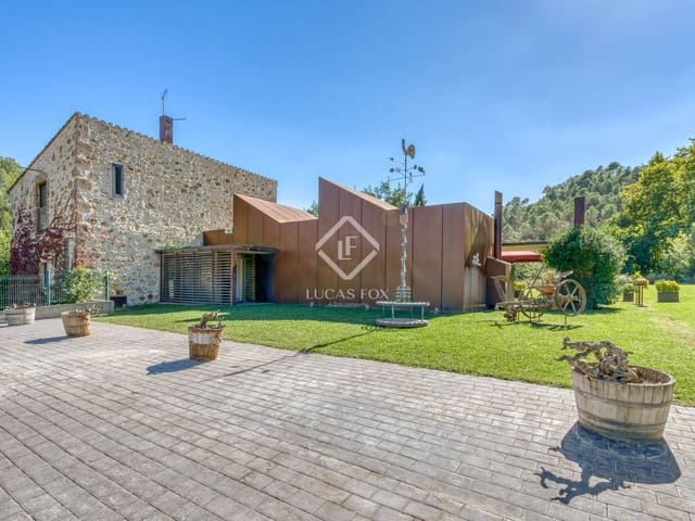 6 sypialnia Finka/Dom wiejski na sprzedaż w Boadella i les Escaules z basenem garażem - 1 800 000 € (Ref: 9331844)