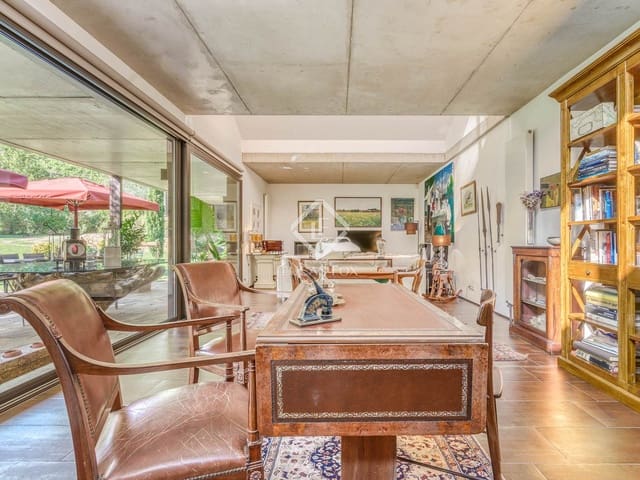 6 sypialnia Finka/Dom wiejski na sprzedaż w Boadella i les Escaules z basenem garażem - 1 800 000 € (Ref: 9331844)