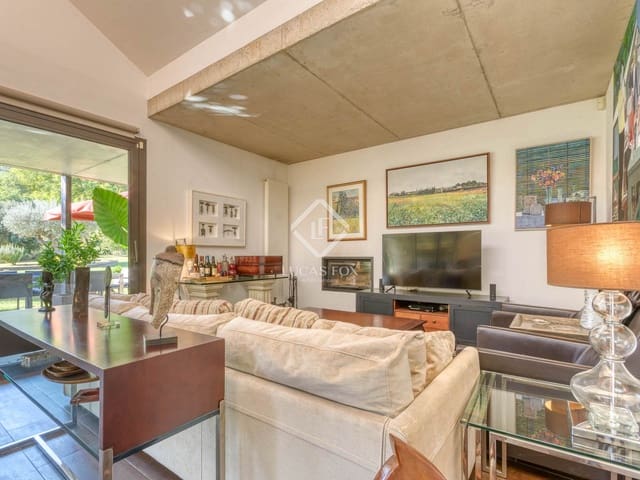 6 sypialnia Finka/Dom wiejski na sprzedaż w Boadella i les Escaules z basenem garażem - 1 800 000 € (Ref: 9331844)