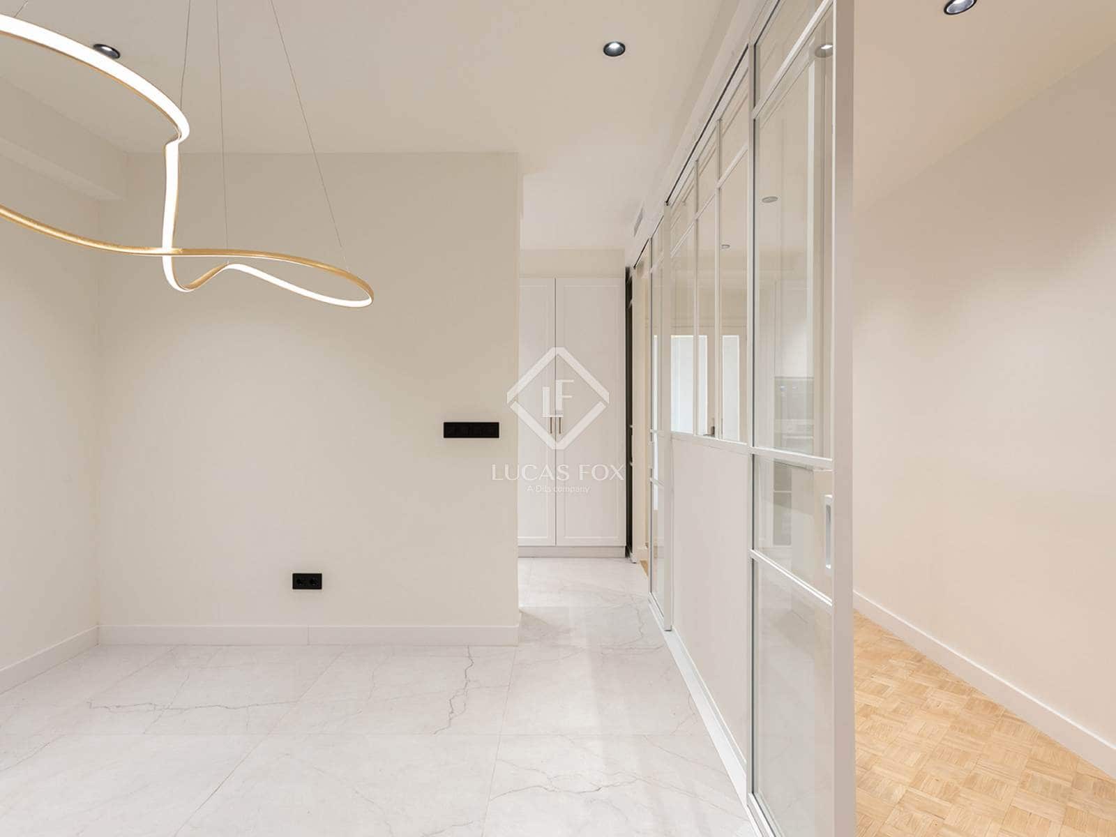 3 bedroom Apartment for sale in Barcelona city - € 1,420,000 (Ref: 9331845)