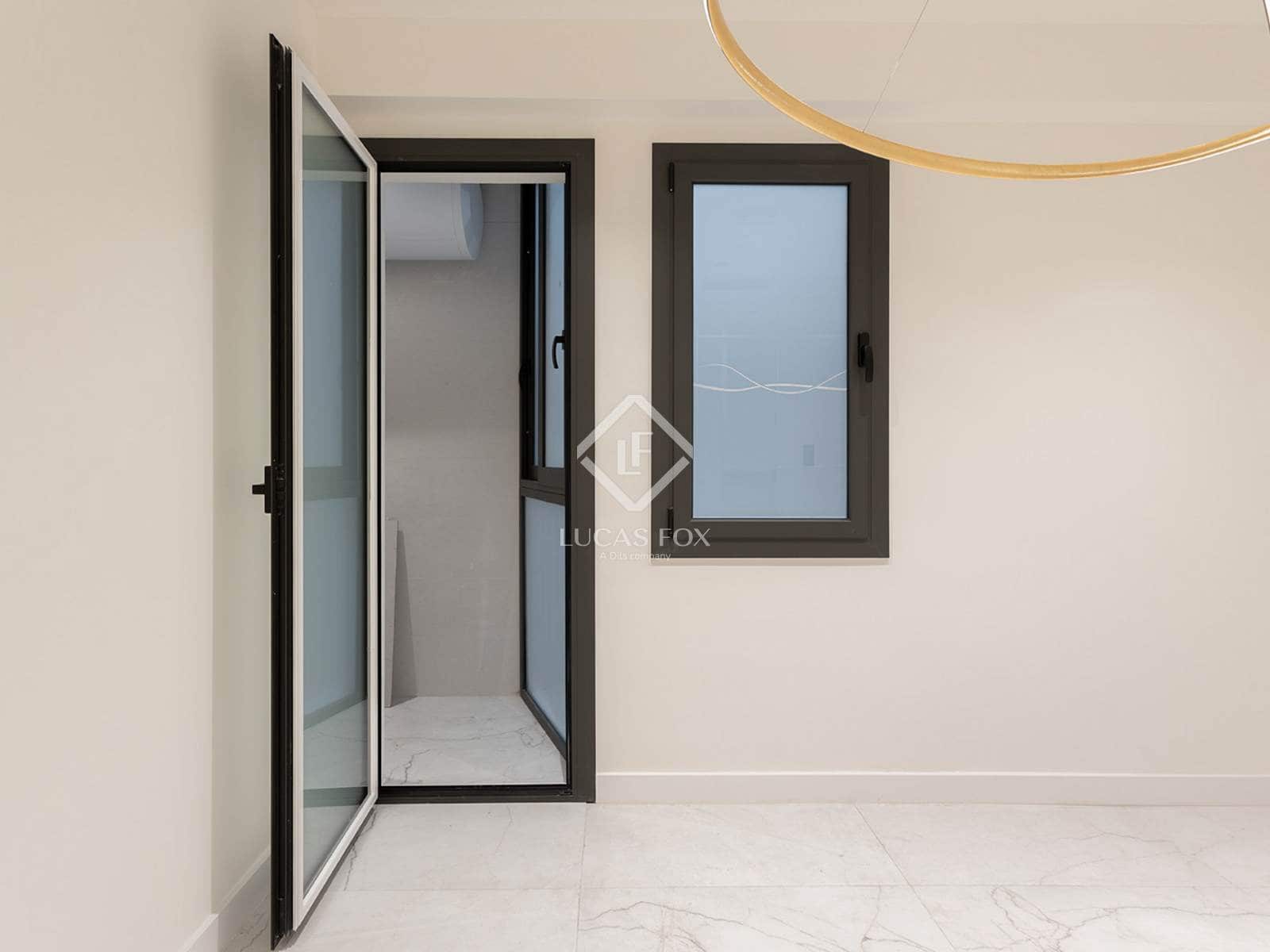 3 bedroom Apartment for sale in Barcelona city - € 1,420,000 (Ref: 9331845)