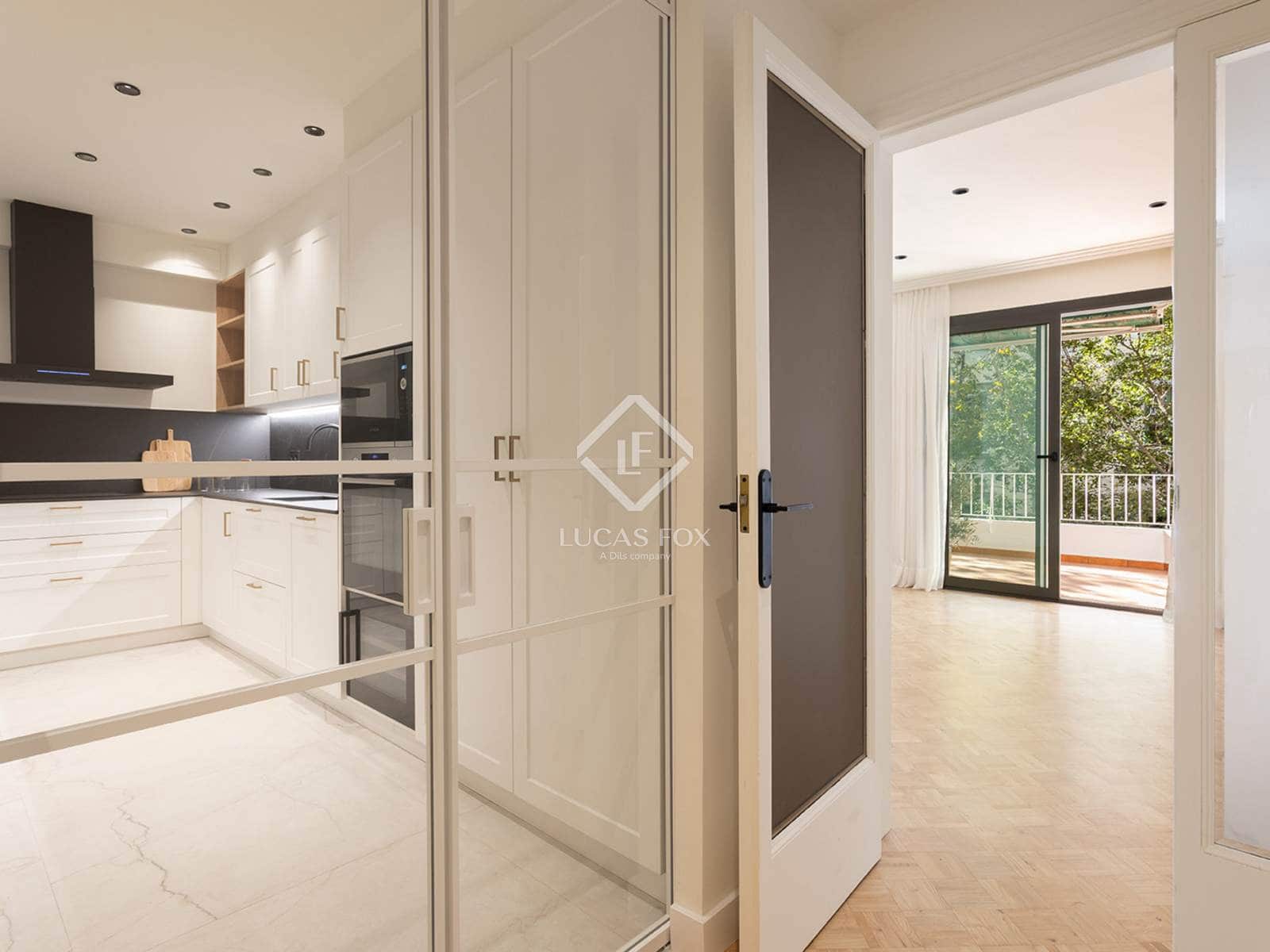 3 bedroom Apartment for sale in Barcelona city - € 1,420,000 (Ref: 9331845)