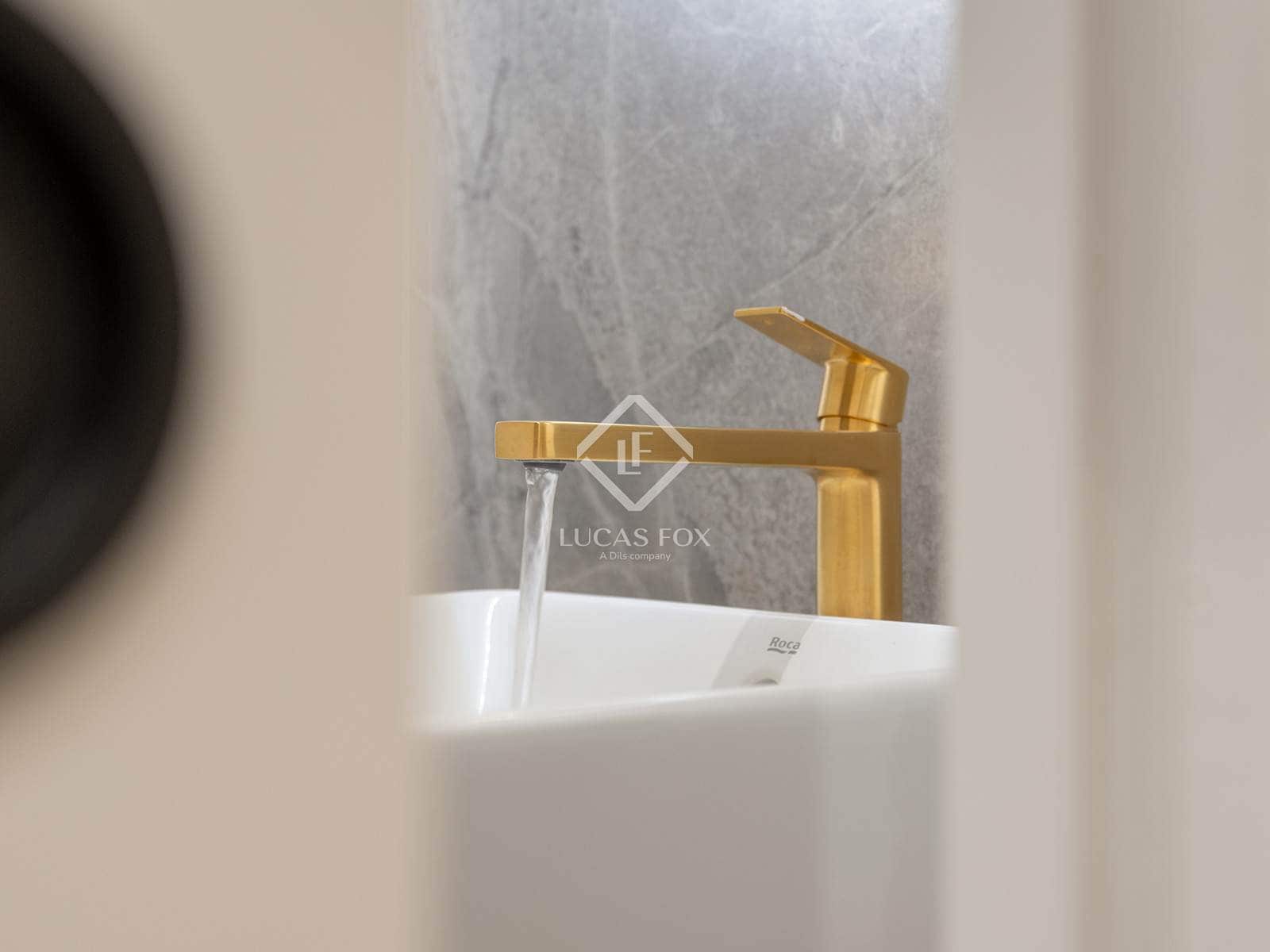 3 bedroom Apartment for sale in Barcelona city - € 1,420,000 (Ref: 9331845)