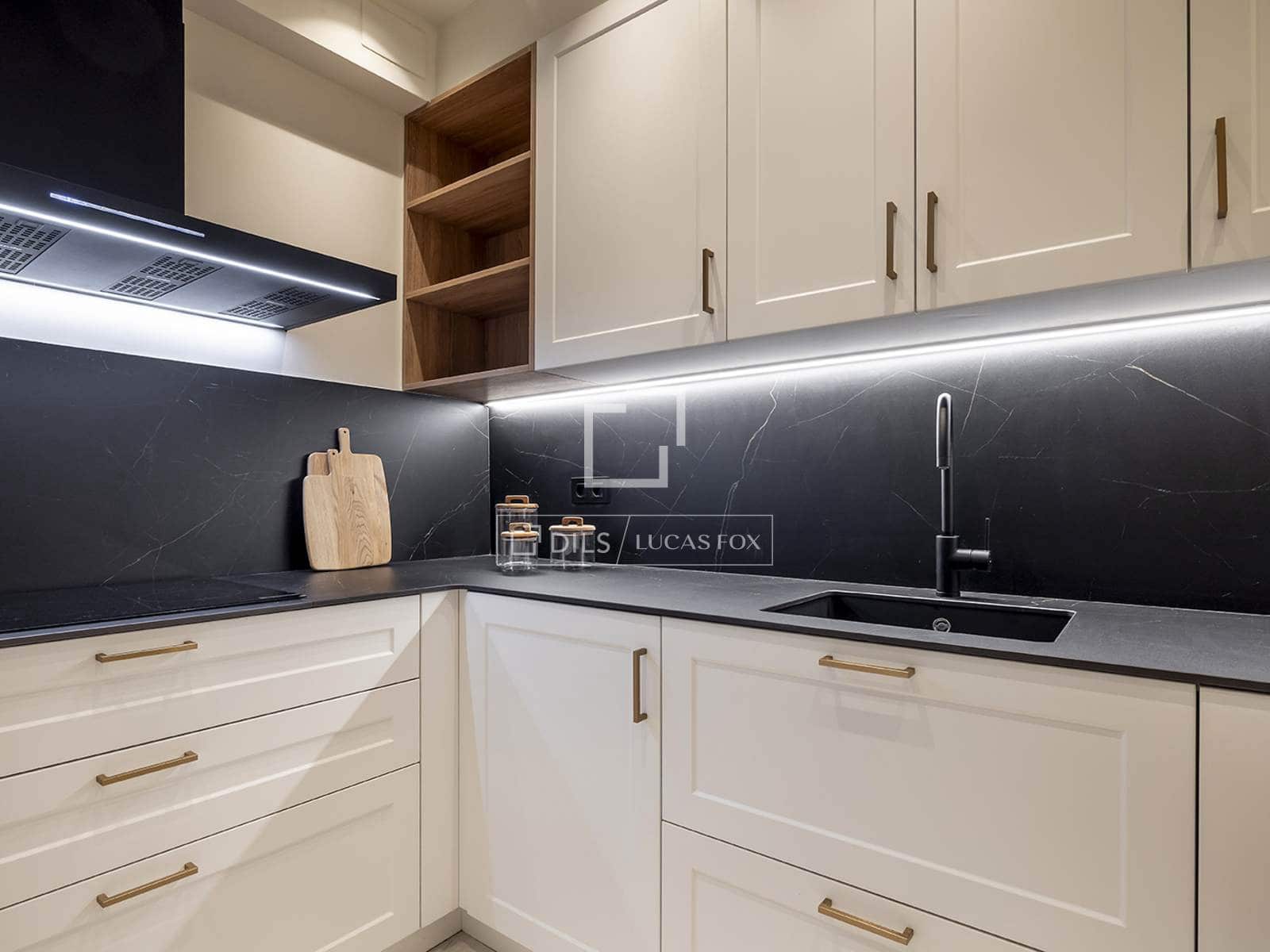 3 makuuhuone Huoneisto myytävänä paikassa Barcelona kaupunki - 1 299 000 € (Ref: 9331845)