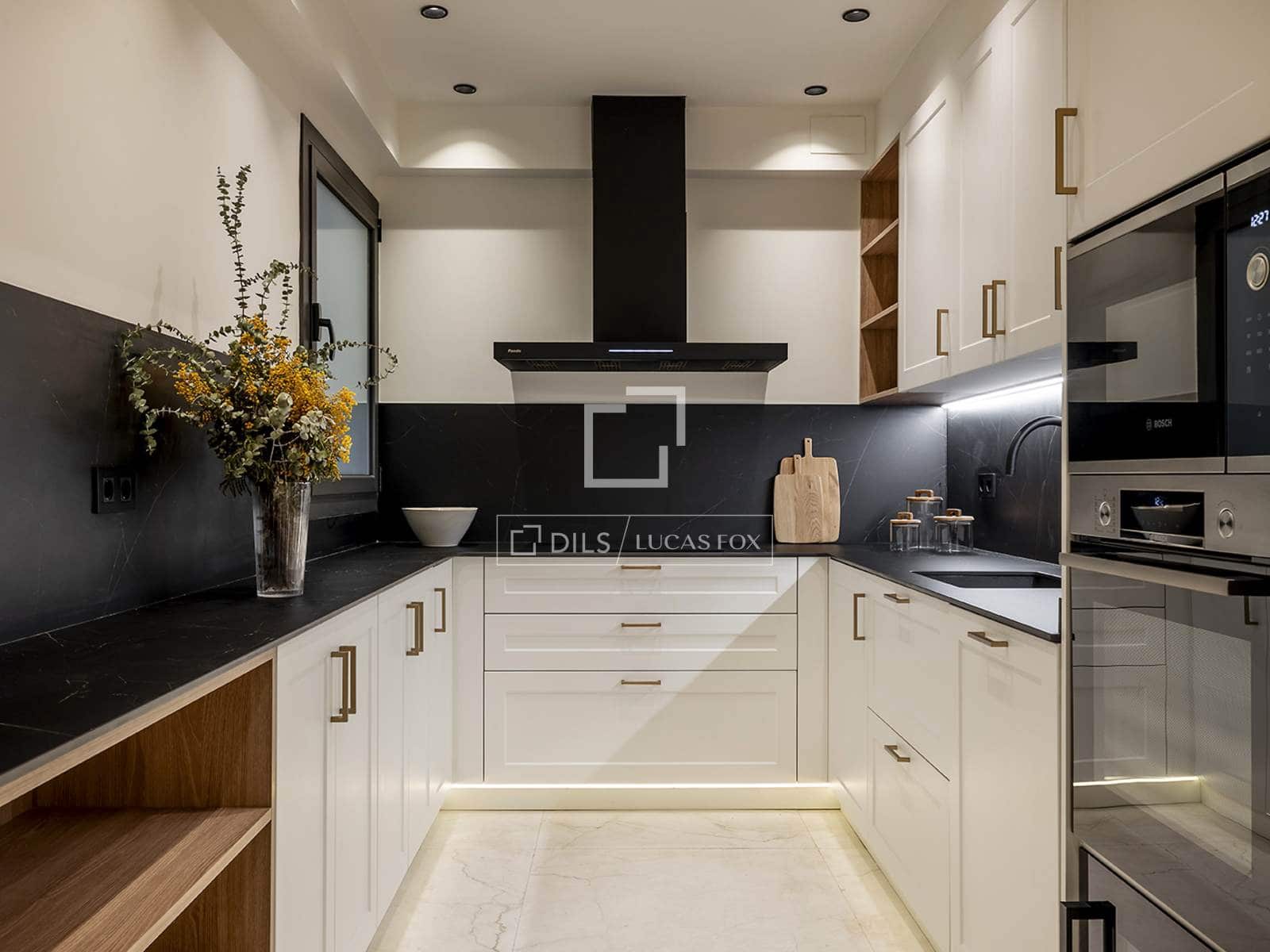 3 makuuhuone Huoneisto myytävänä paikassa Barcelona kaupunki - 1 299 000 € (Ref: 9331845)