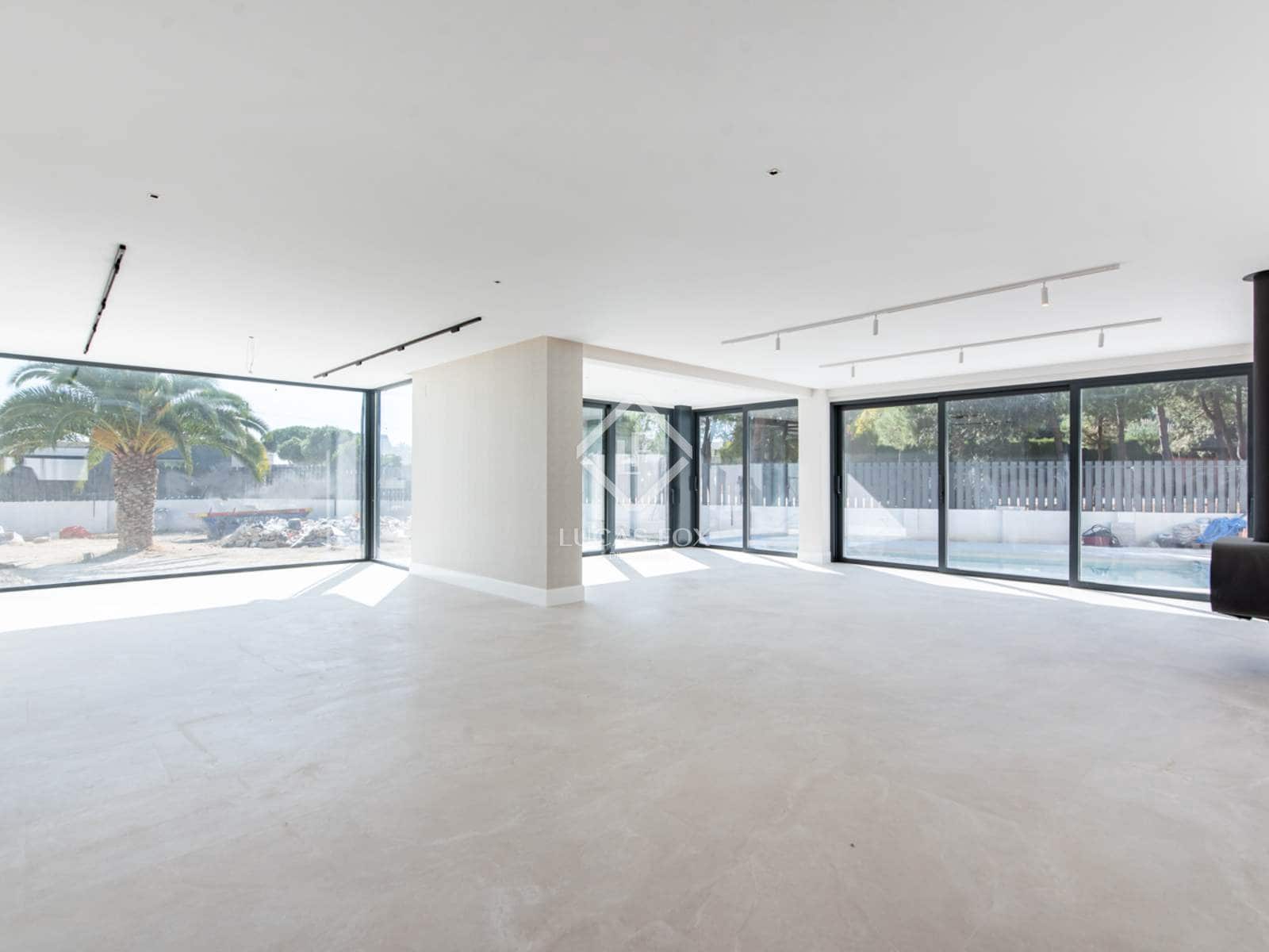 7 makuuhuone Huvila myytävänä paikassa Boadilla del Monte mukana uima-altaan 
autotalli - 3 100 000 € (Ref: 9331846)