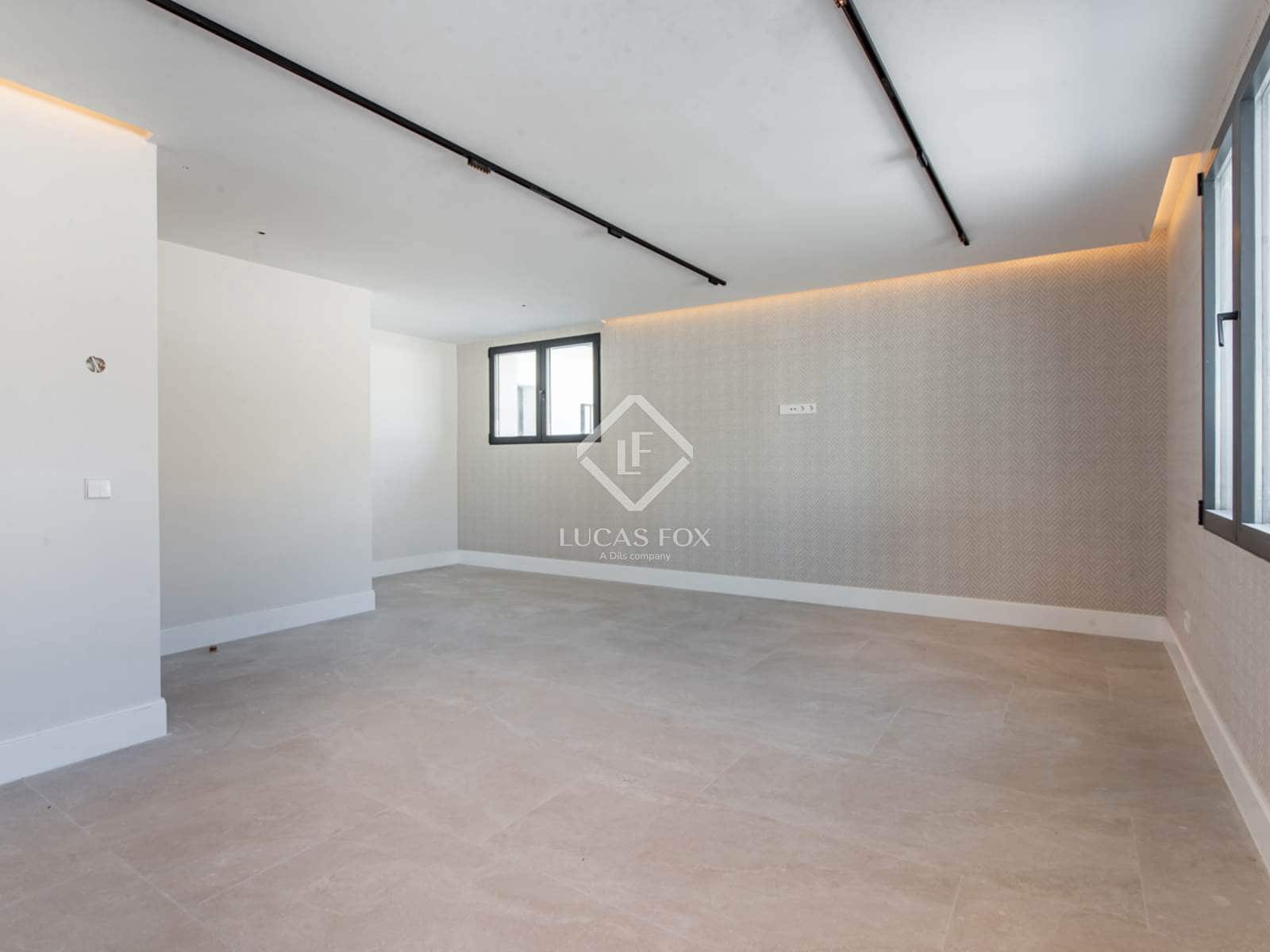 7 makuuhuone Huvila myytävänä paikassa Boadilla del Monte mukana uima-altaan 
autotalli - 3 100 000 € (Ref: 9331846)