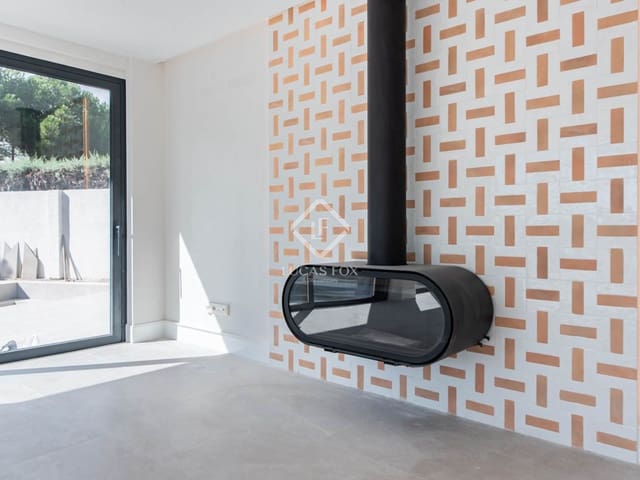 7 bedroom Villa for sale in Boadilla del Monte with pool garage - € 3,100,000 (Ref: 9331846)