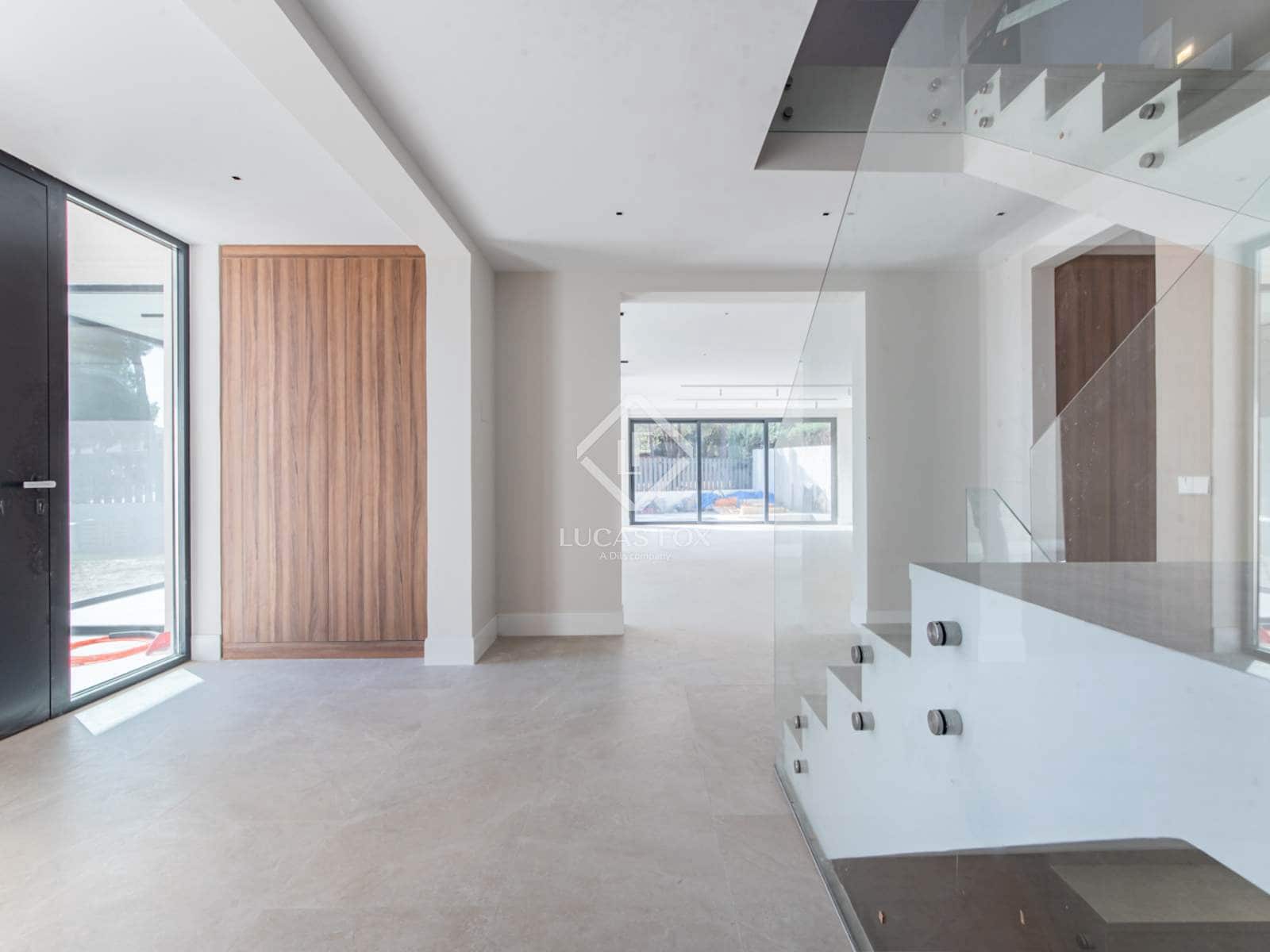 7 makuuhuone Huvila myytävänä paikassa Boadilla del Monte mukana uima-altaan 
autotalli - 3 100 000 € (Ref: 9331846)